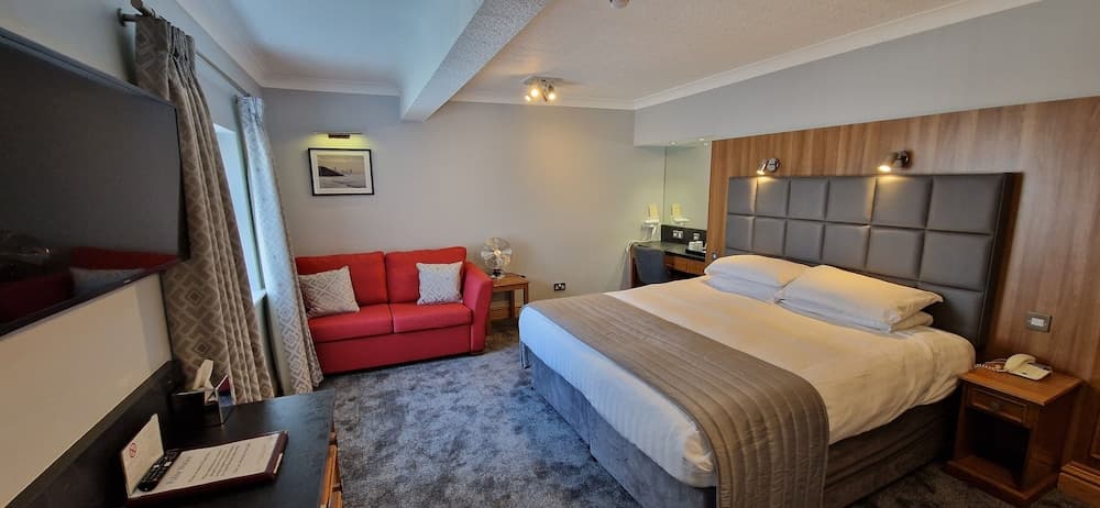 The Royal Hotel, Room