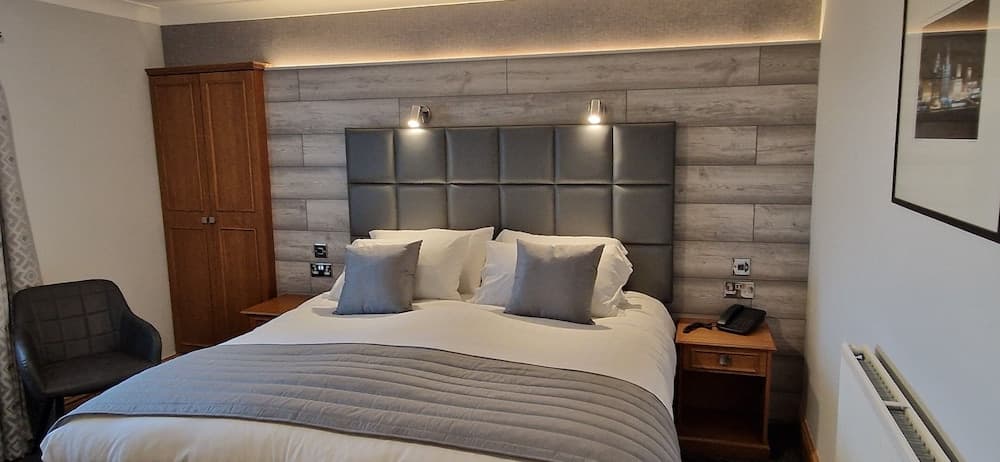 The Royal Hotel, Room