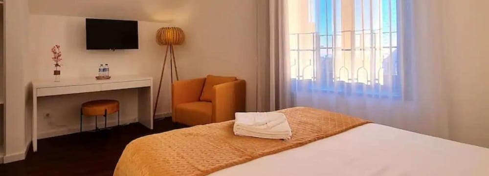 Seasons Porto-gaia by Mystay