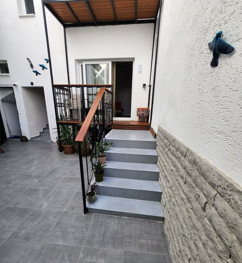 Loca Centre Suites