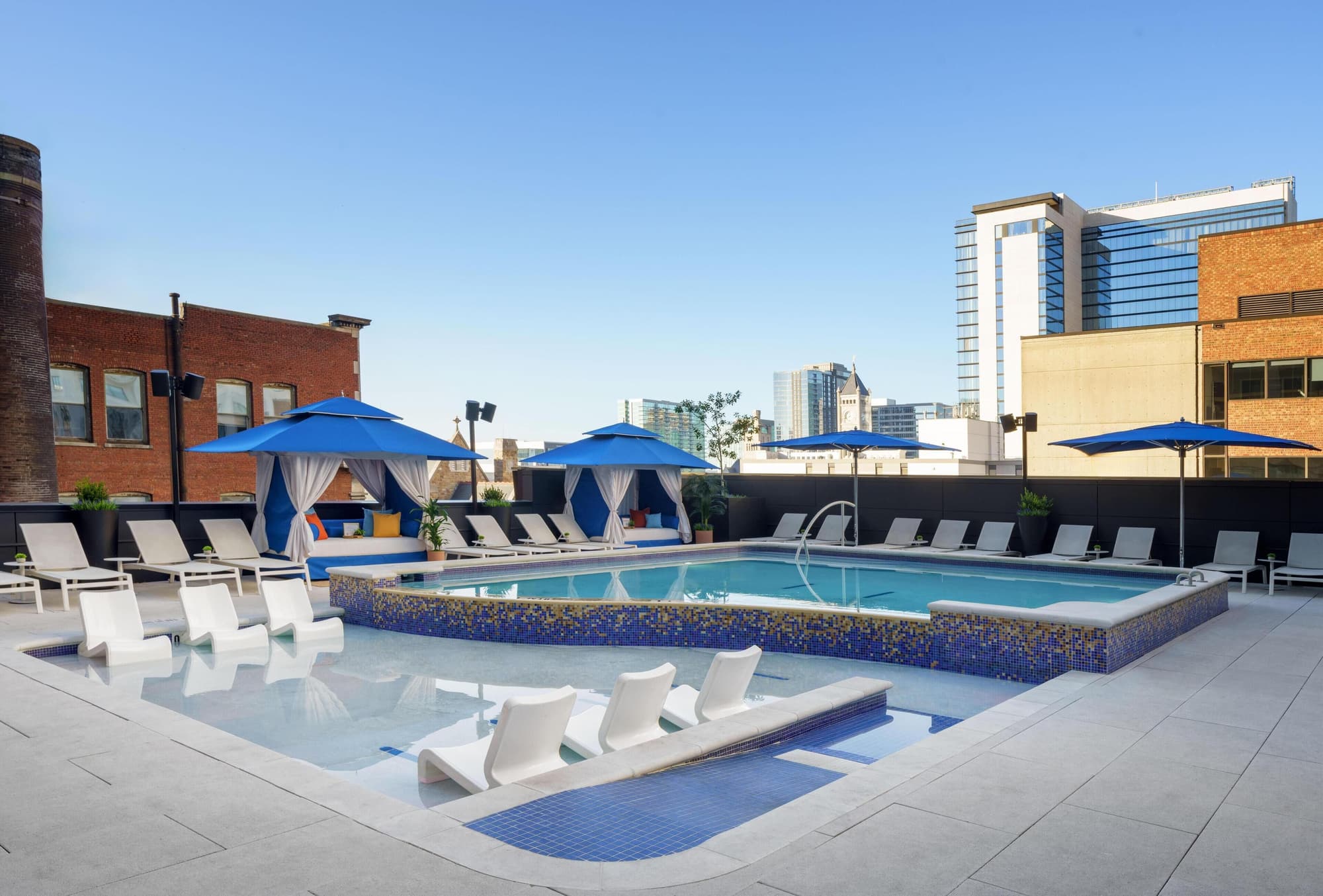Tempo By Hilton Nashville Downtown