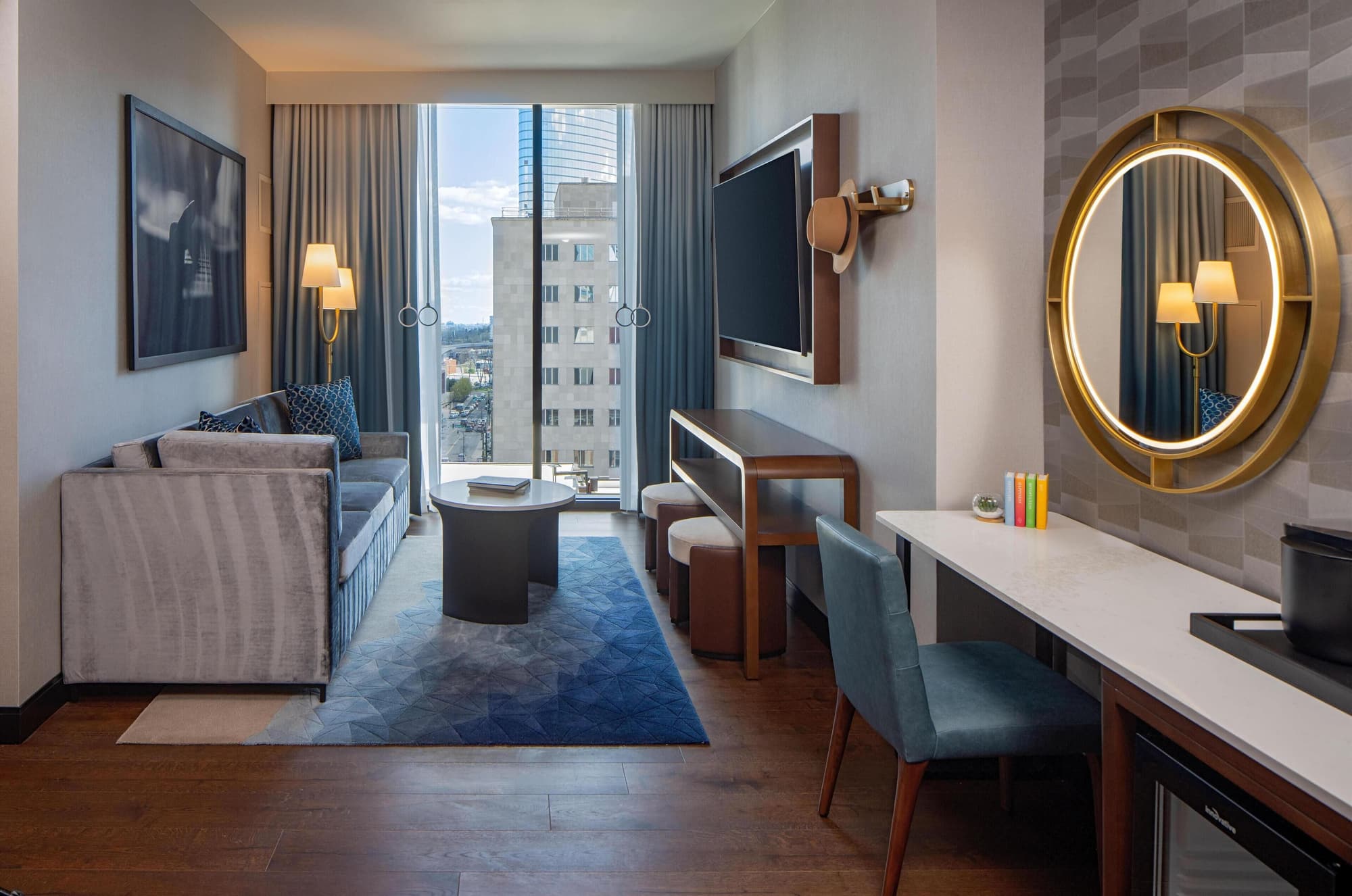 Tempo By Hilton Nashville Downtown