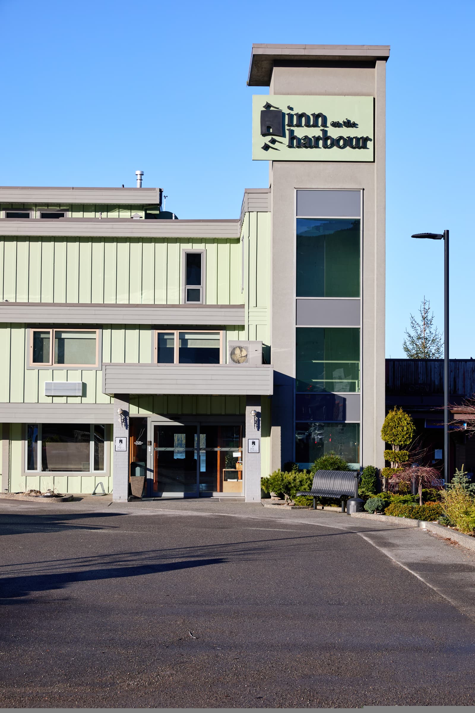 INN ON THE HARBOUR PRINCE RUPERT