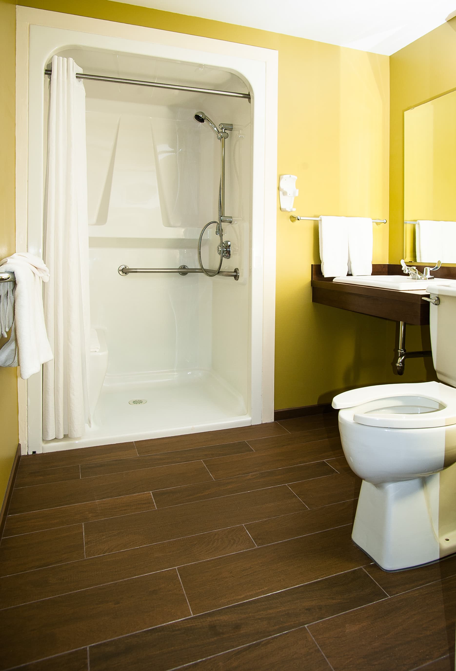 INN ON THE HARBOUR PRINCE RUPERT, 