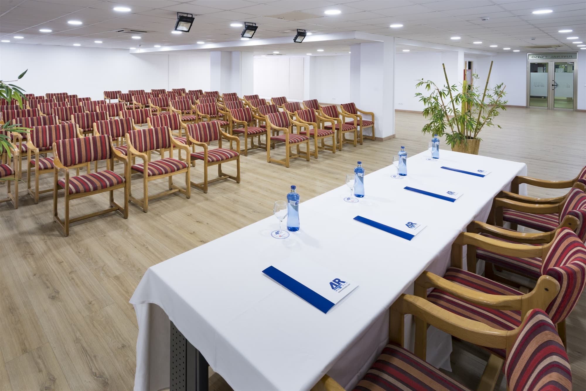 4R Salou Park Resort II, Conferences