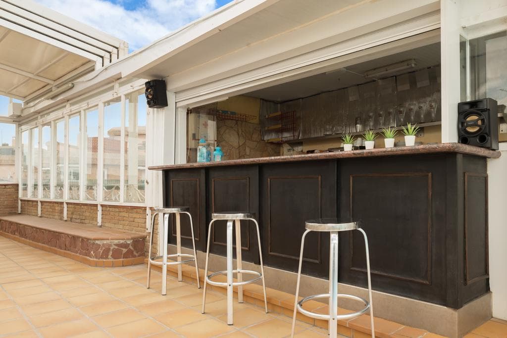 Vintage Hotel Mercedes