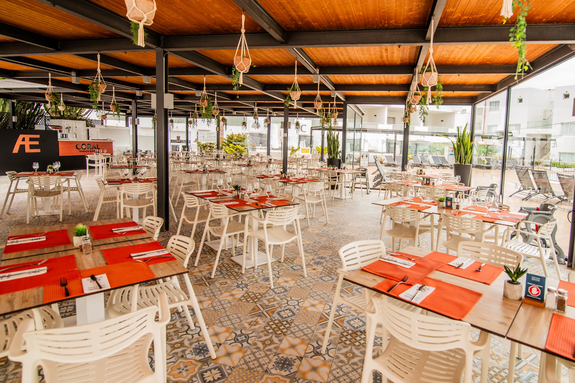 Aequora Lanzarote, Bar