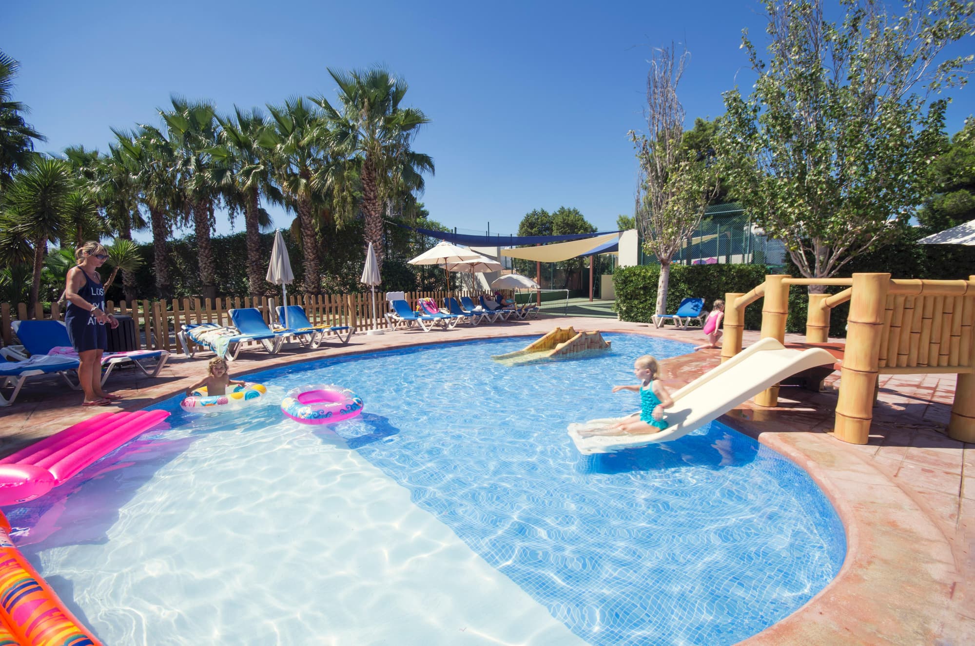 AzuLine Hotel Bergantin, Pool