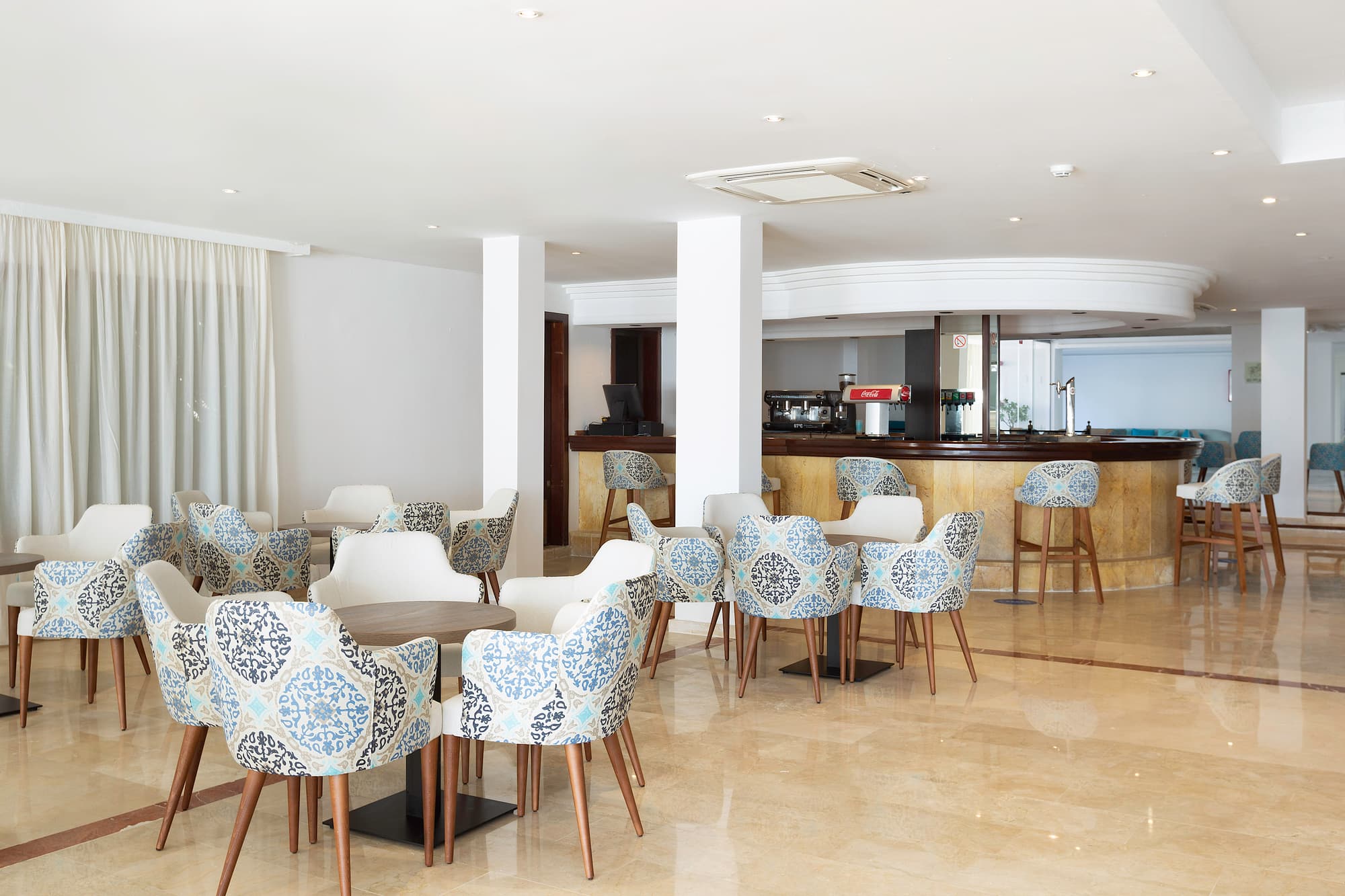 Alua Suites las Rocas