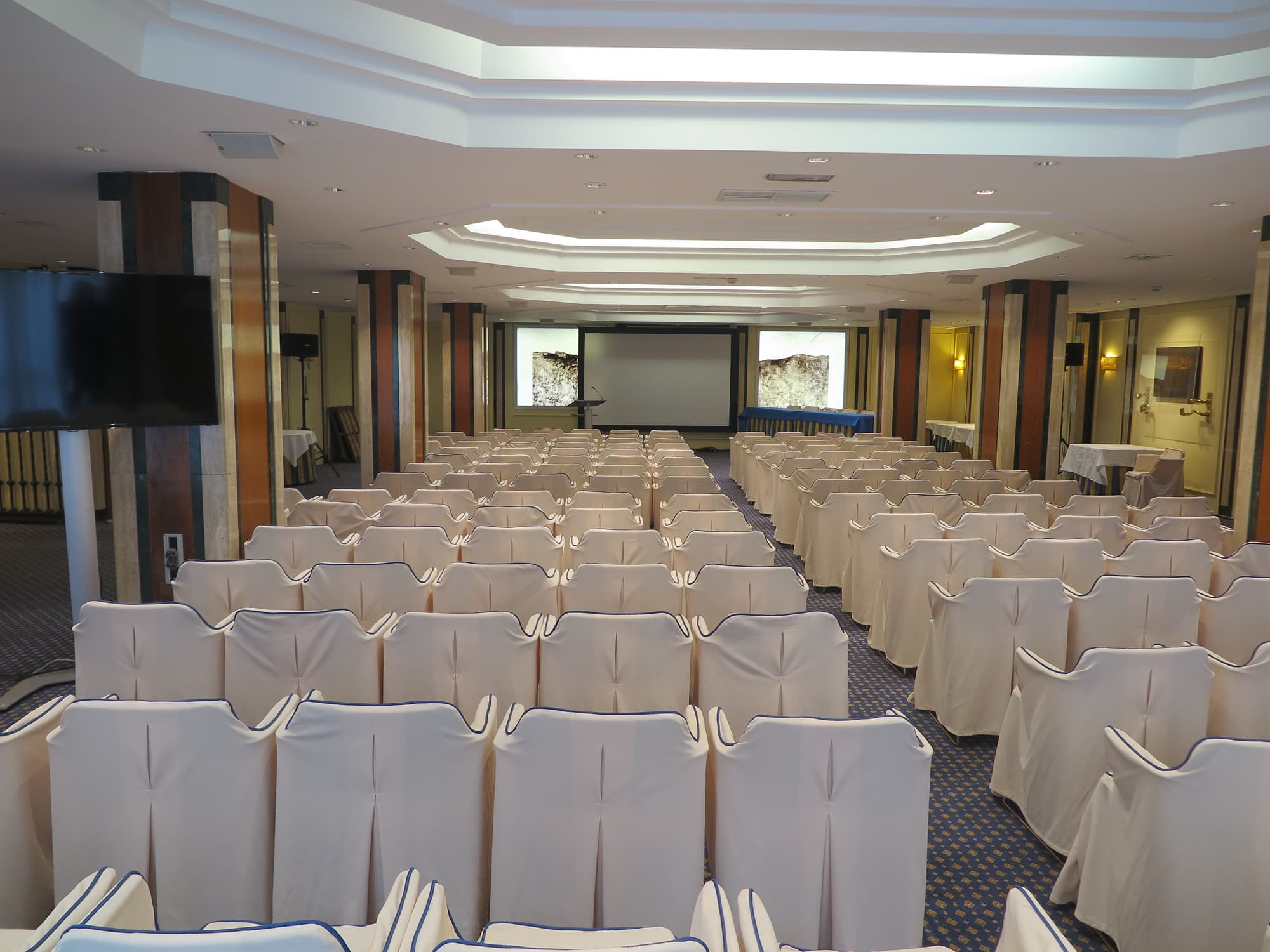 Olid Hotel, Conferences