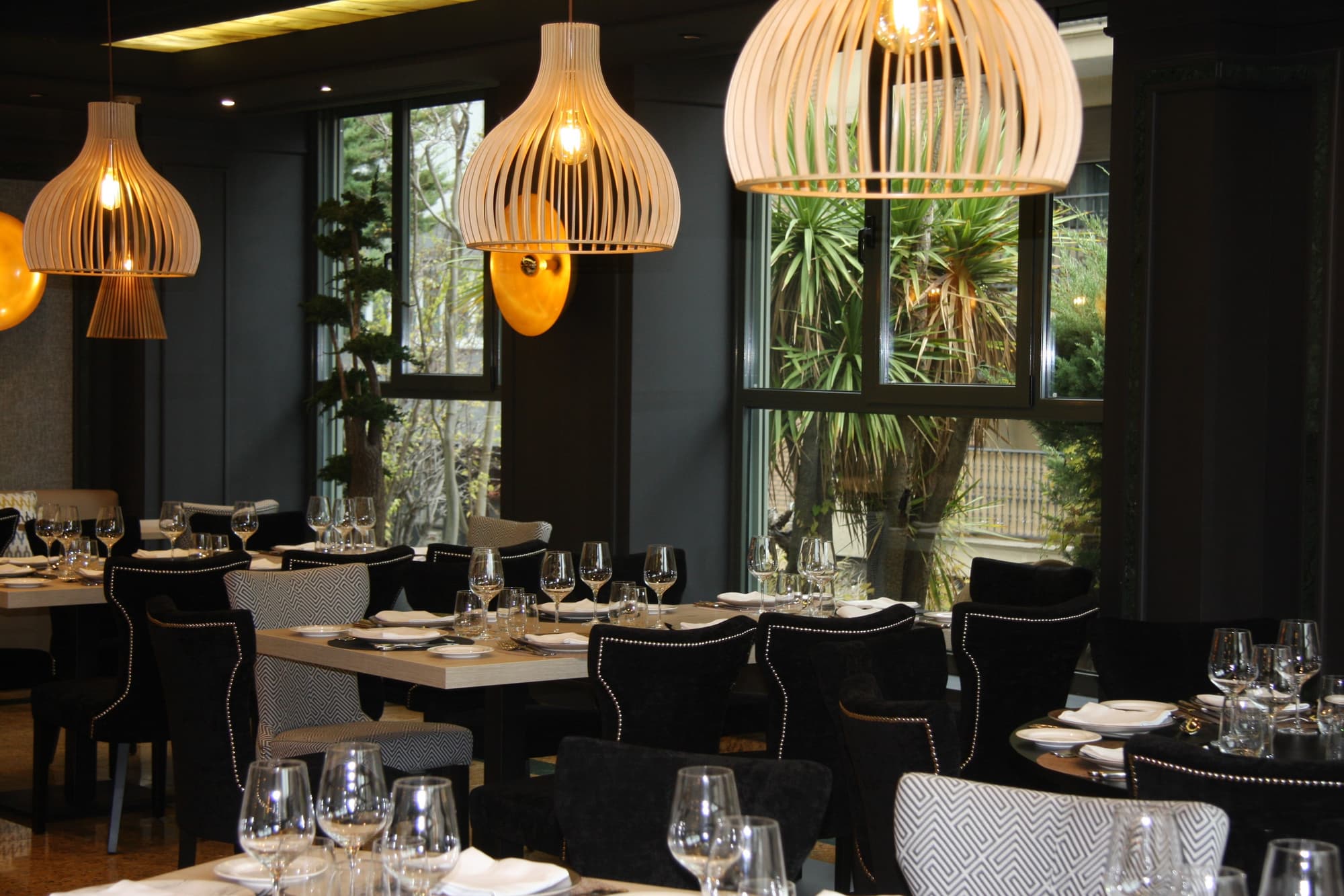 Olid Hotel, Restaurant