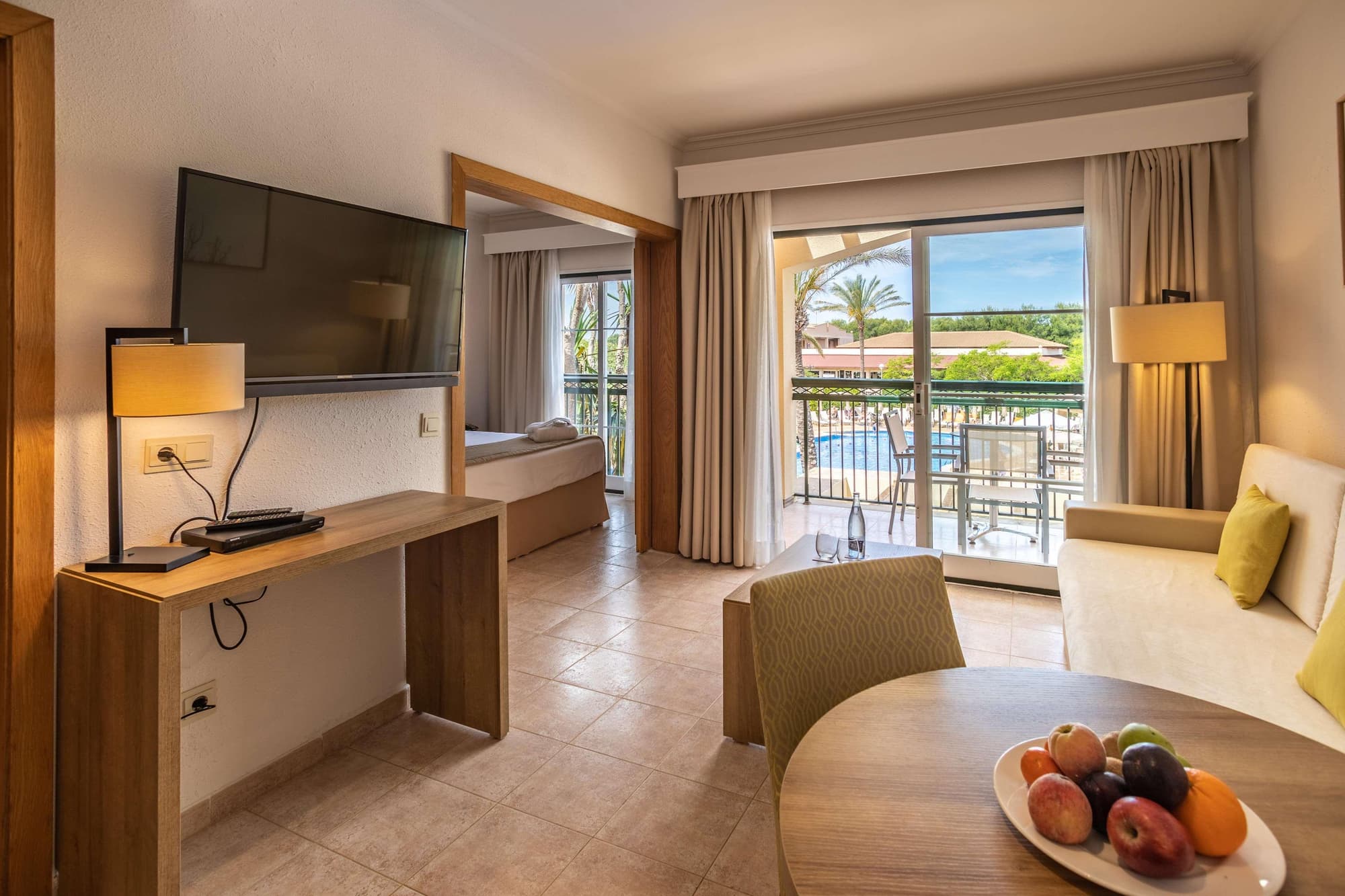 Zafiro Menorca, Room