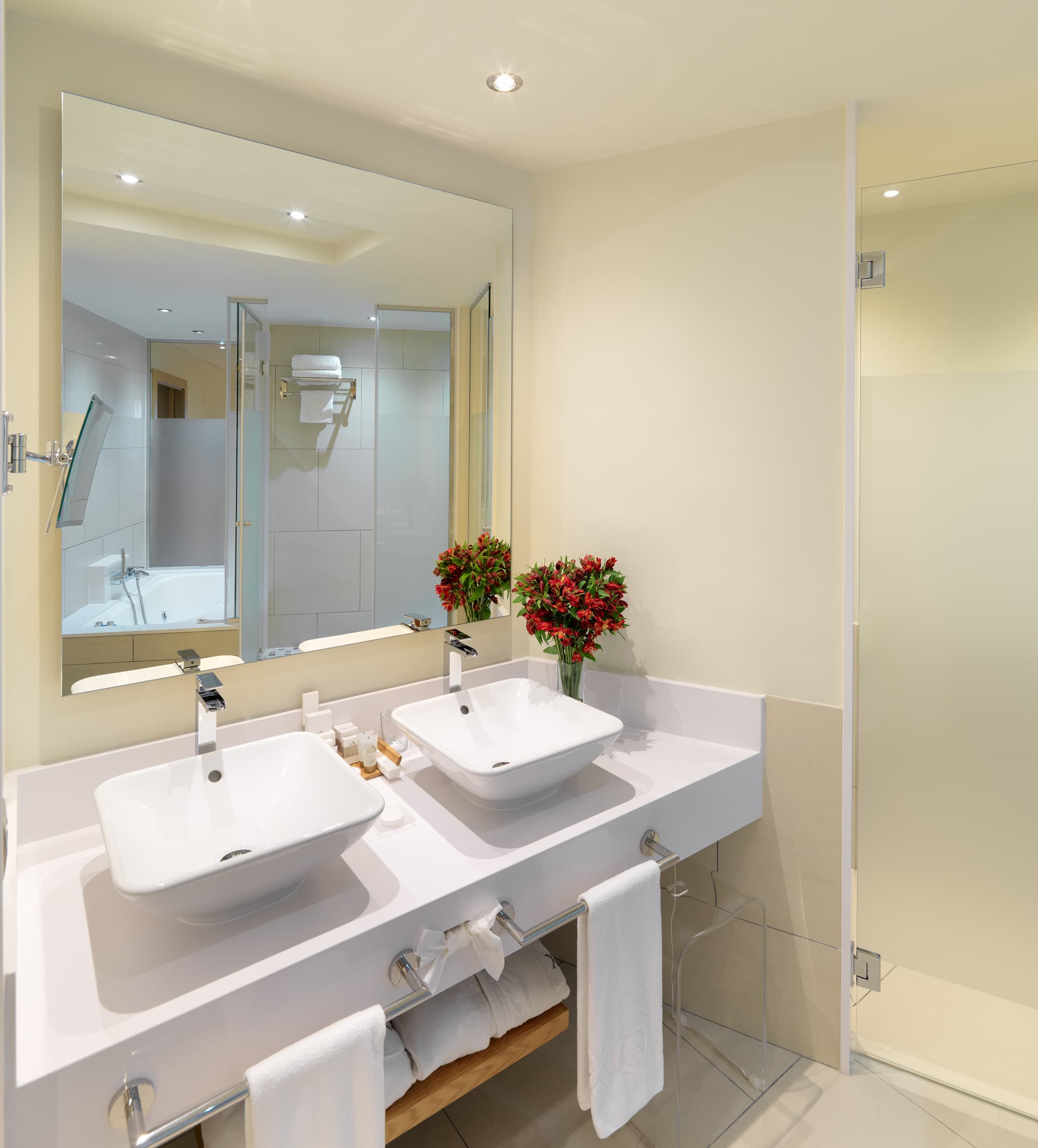 XQ El Palacete, Room