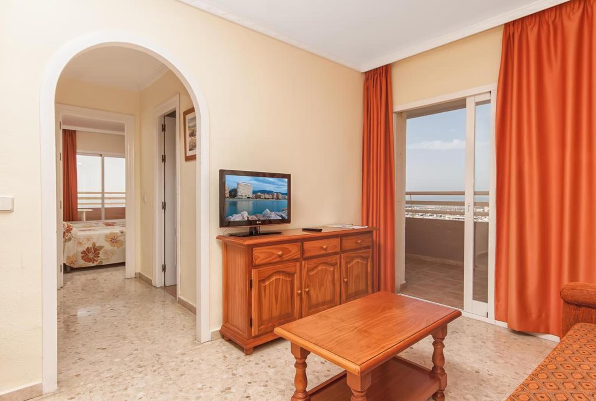 Apartamentos Stella Maris Marcari SL
