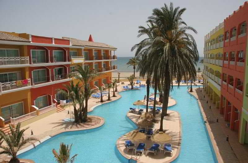 Mediterraneo Bay Hotel & Resort