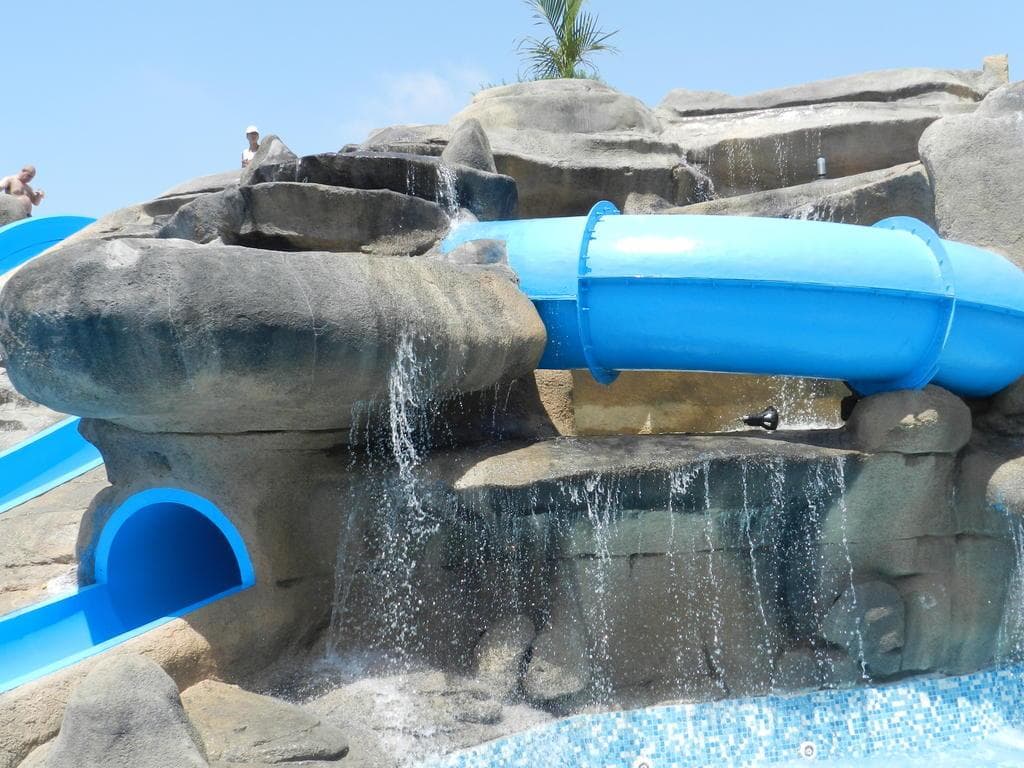 Mediterraneo Bay Hotel & Resort