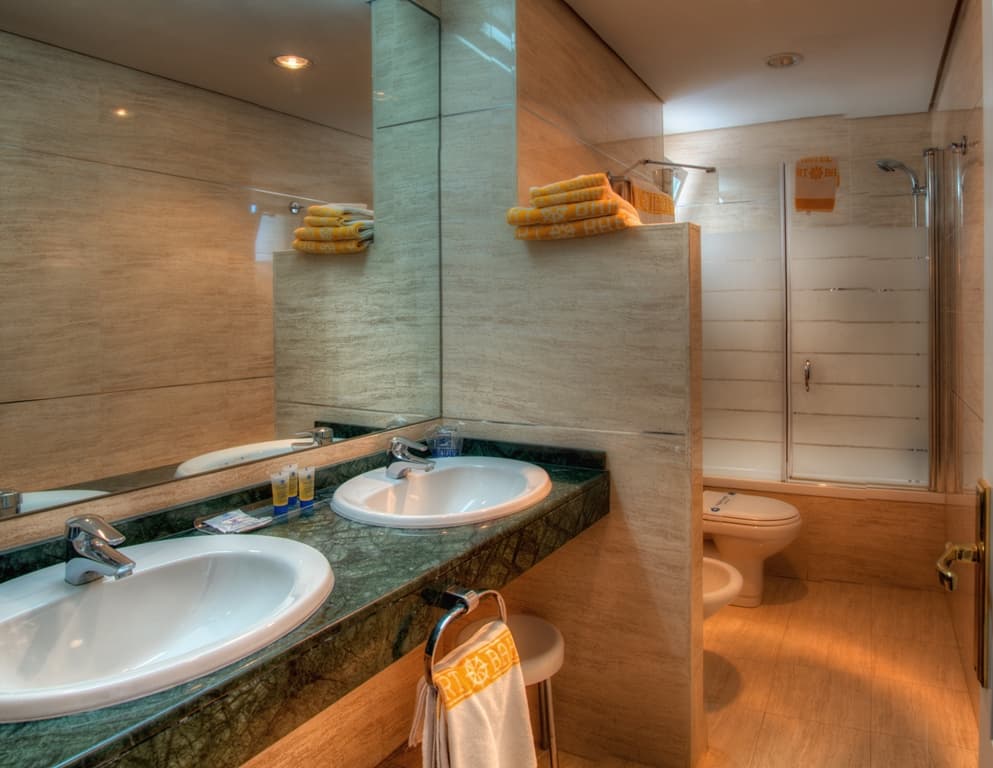 Hotel Puertobahia & SPA