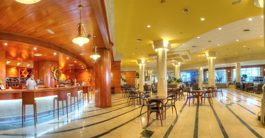 Hotel Puertobahia & SPA