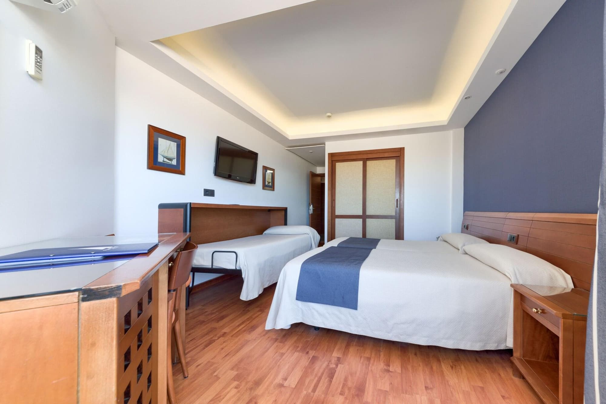 Hotel Puertobahia & SPA