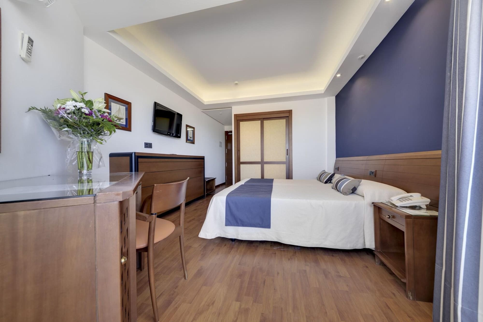 Hotel Puertobahia & SPA