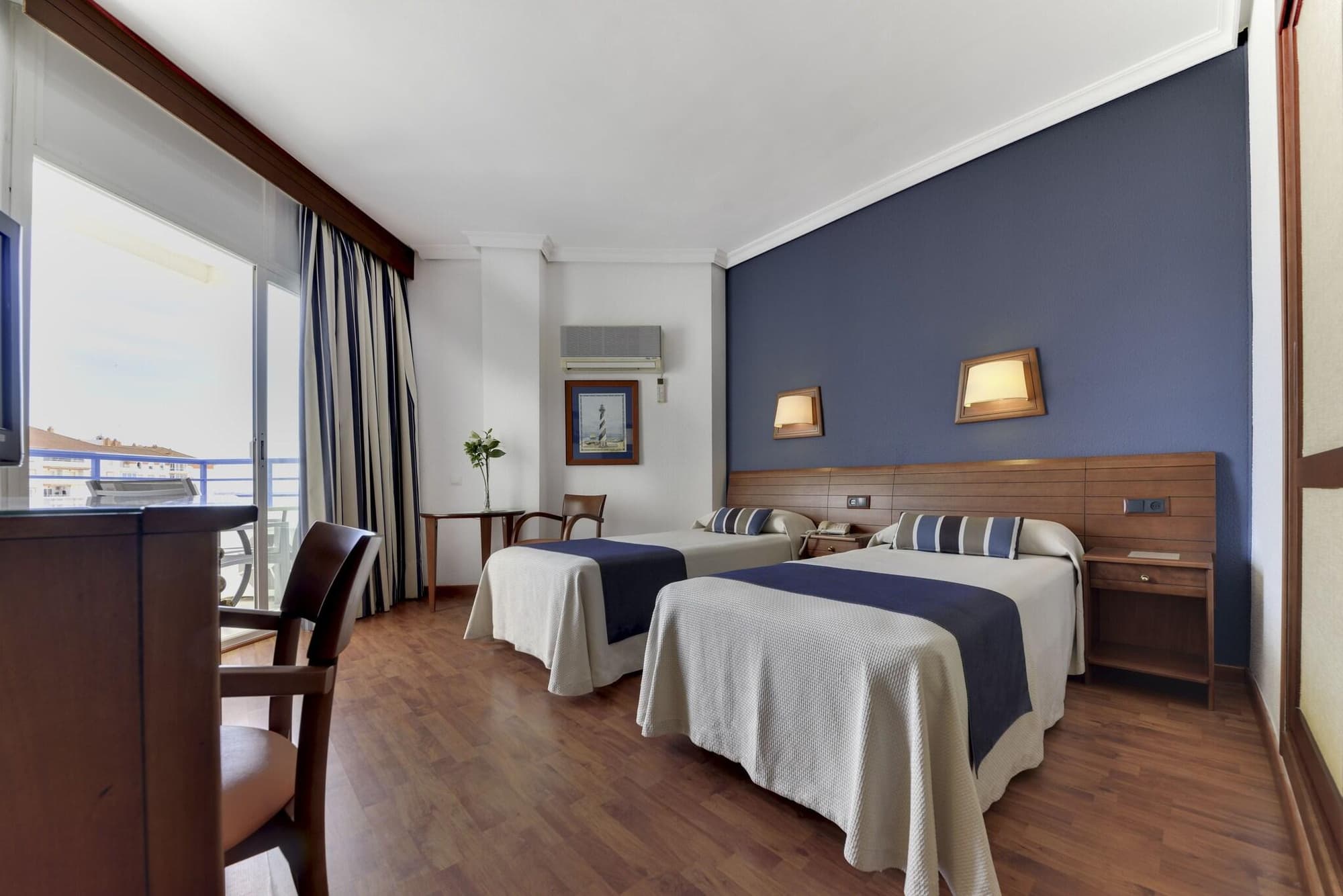 Hotel Puertobahia & SPA