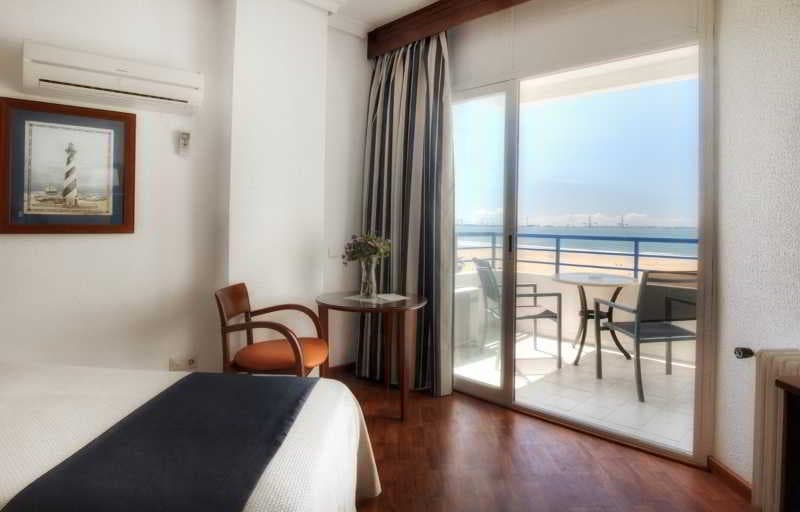 Hotel Puertobahia & SPA