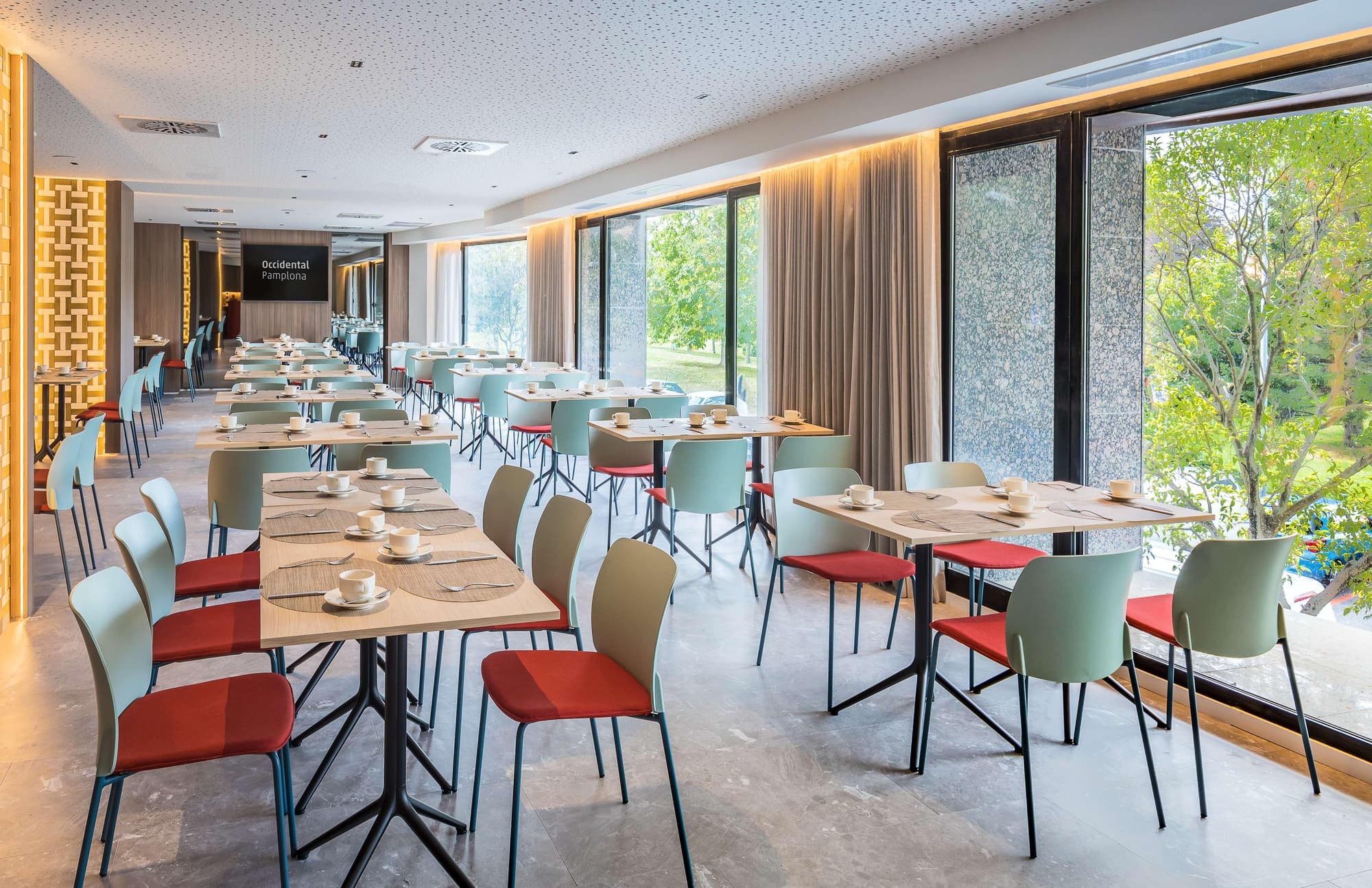 Occidental Pamplona, Restaurant