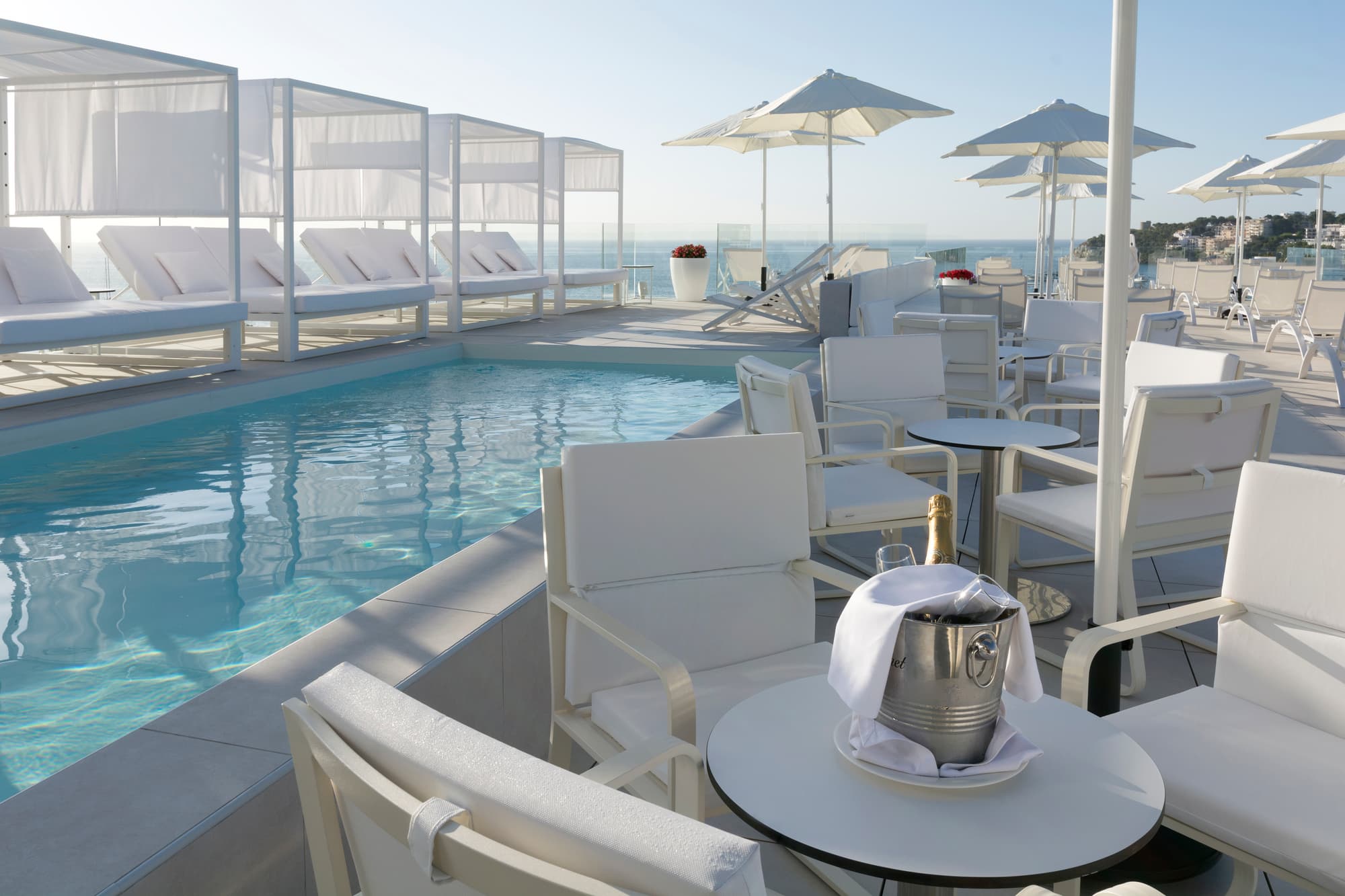 Reverence Mare Hotel