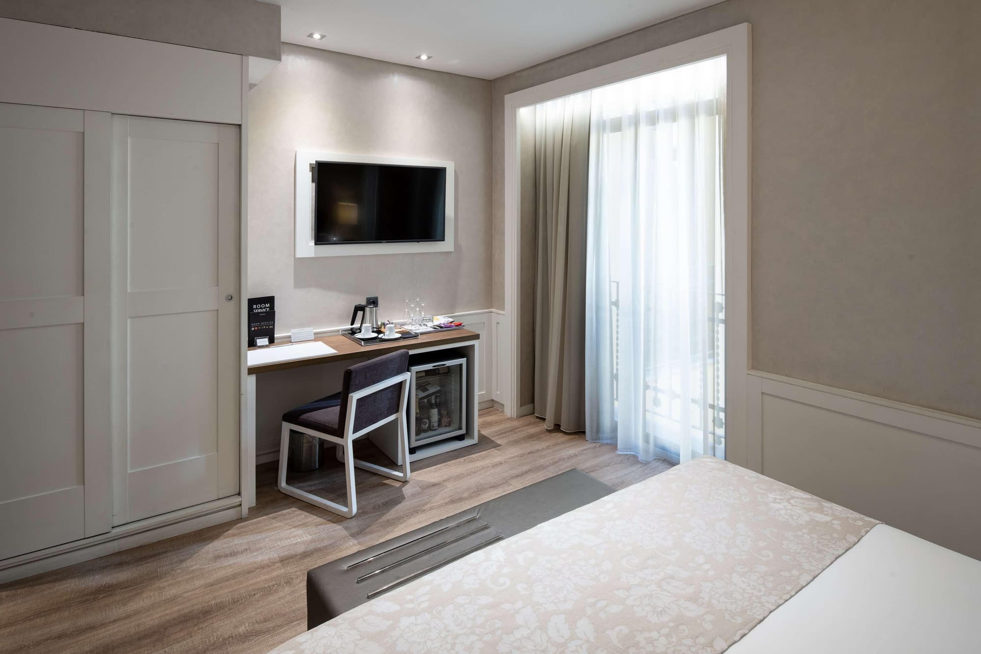 Catalonia Puerta del Sol, Room