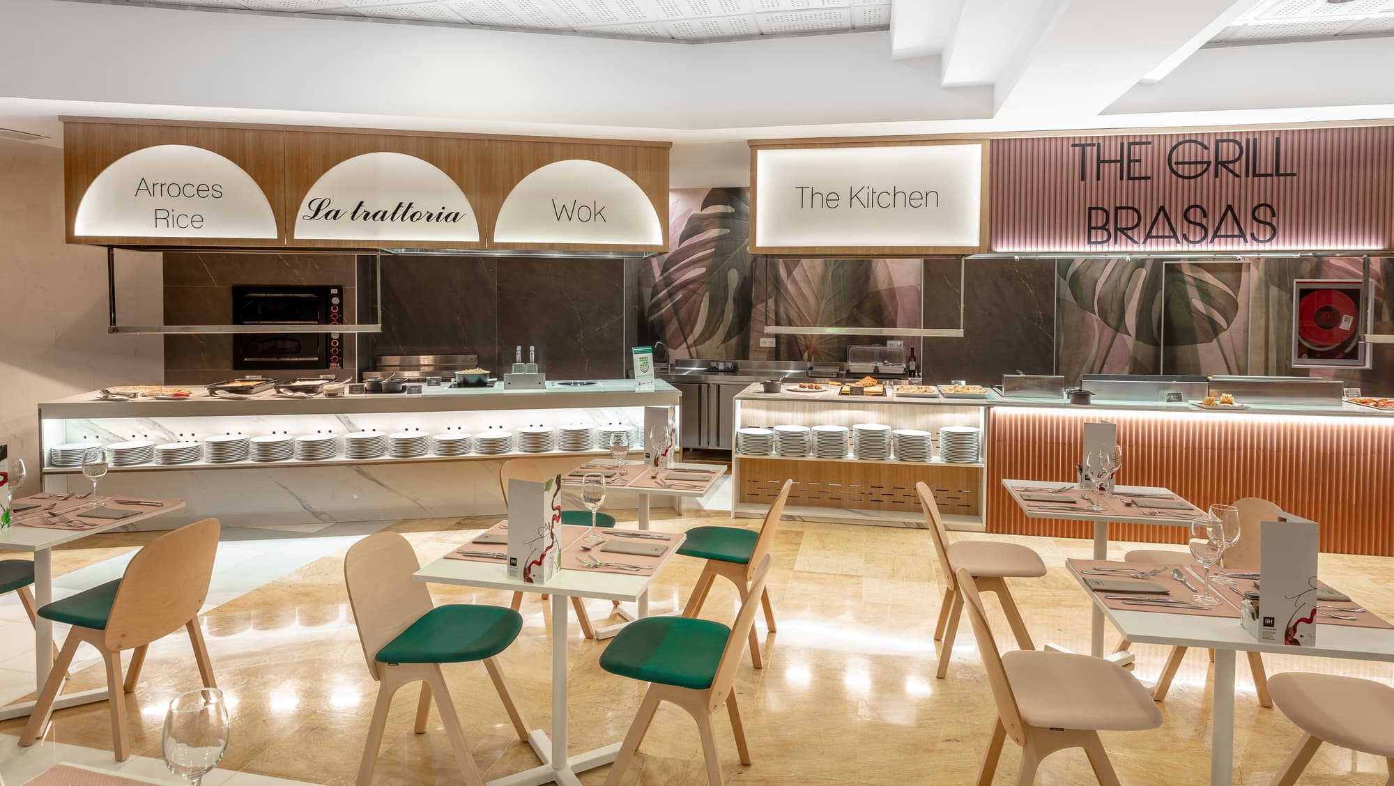 RH Ifach, Restaurant