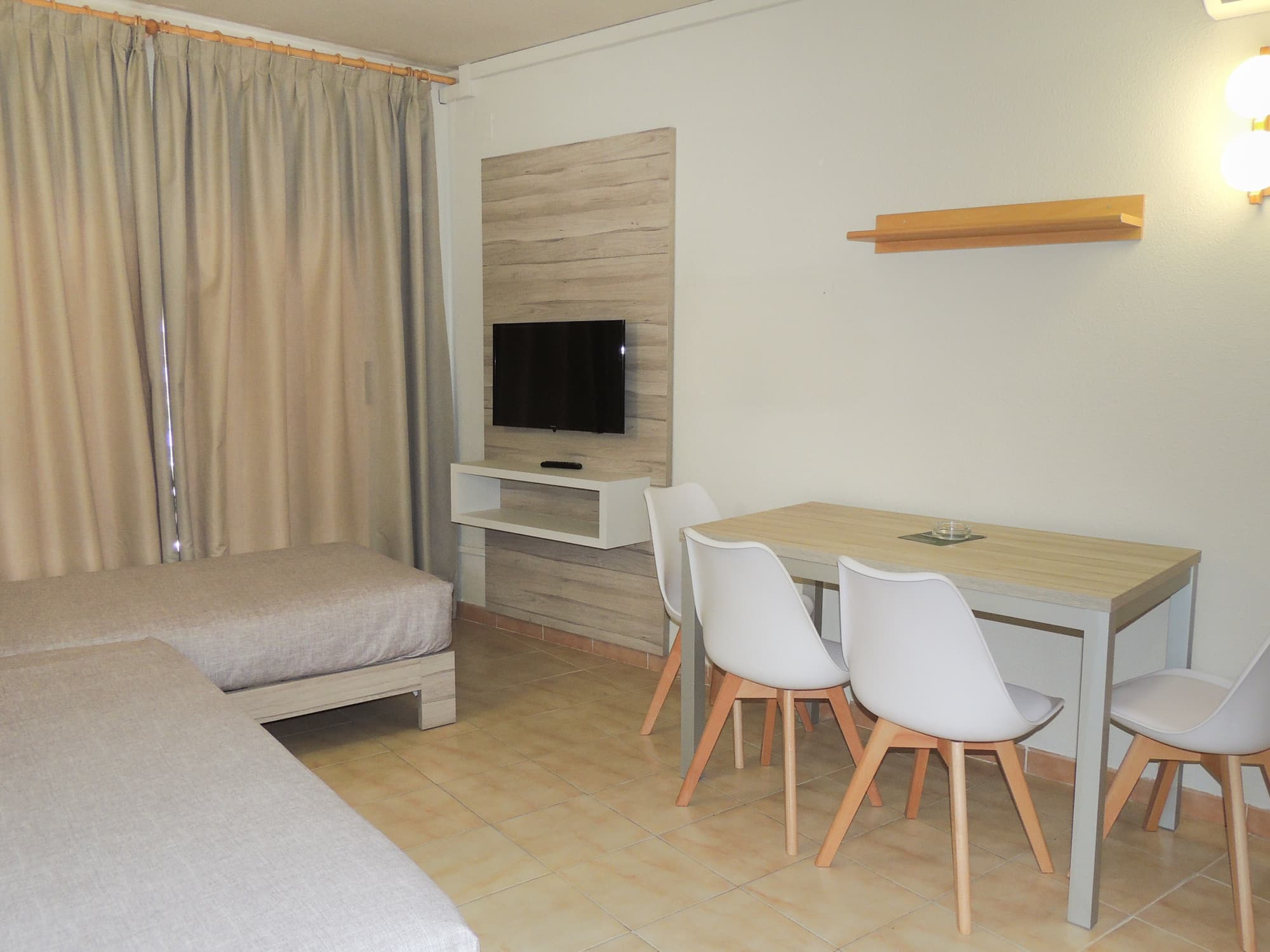 Apartamentos Turísticos Augustus