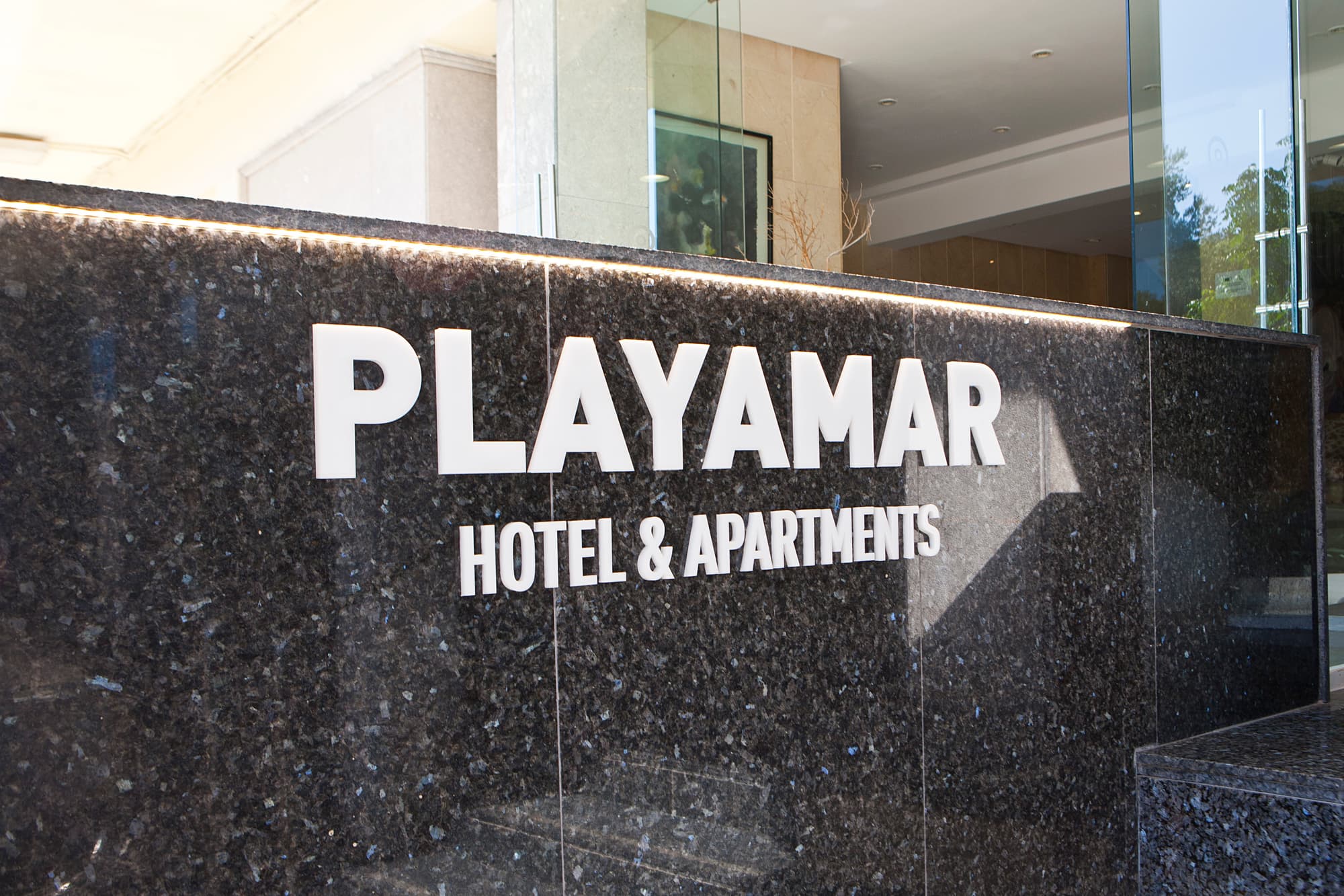 Playamar Hotel & Apartamentos