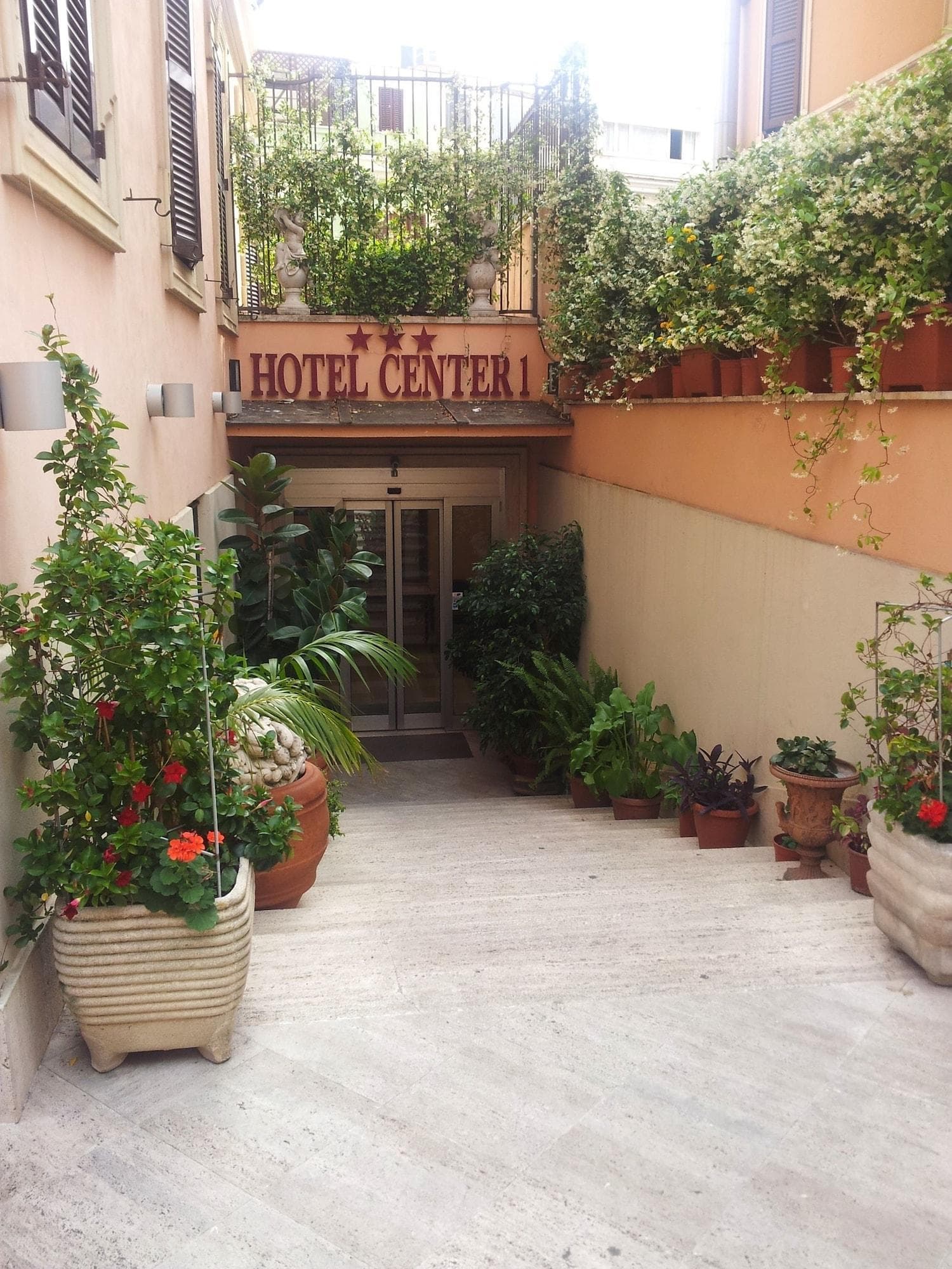 Hotel Center 1