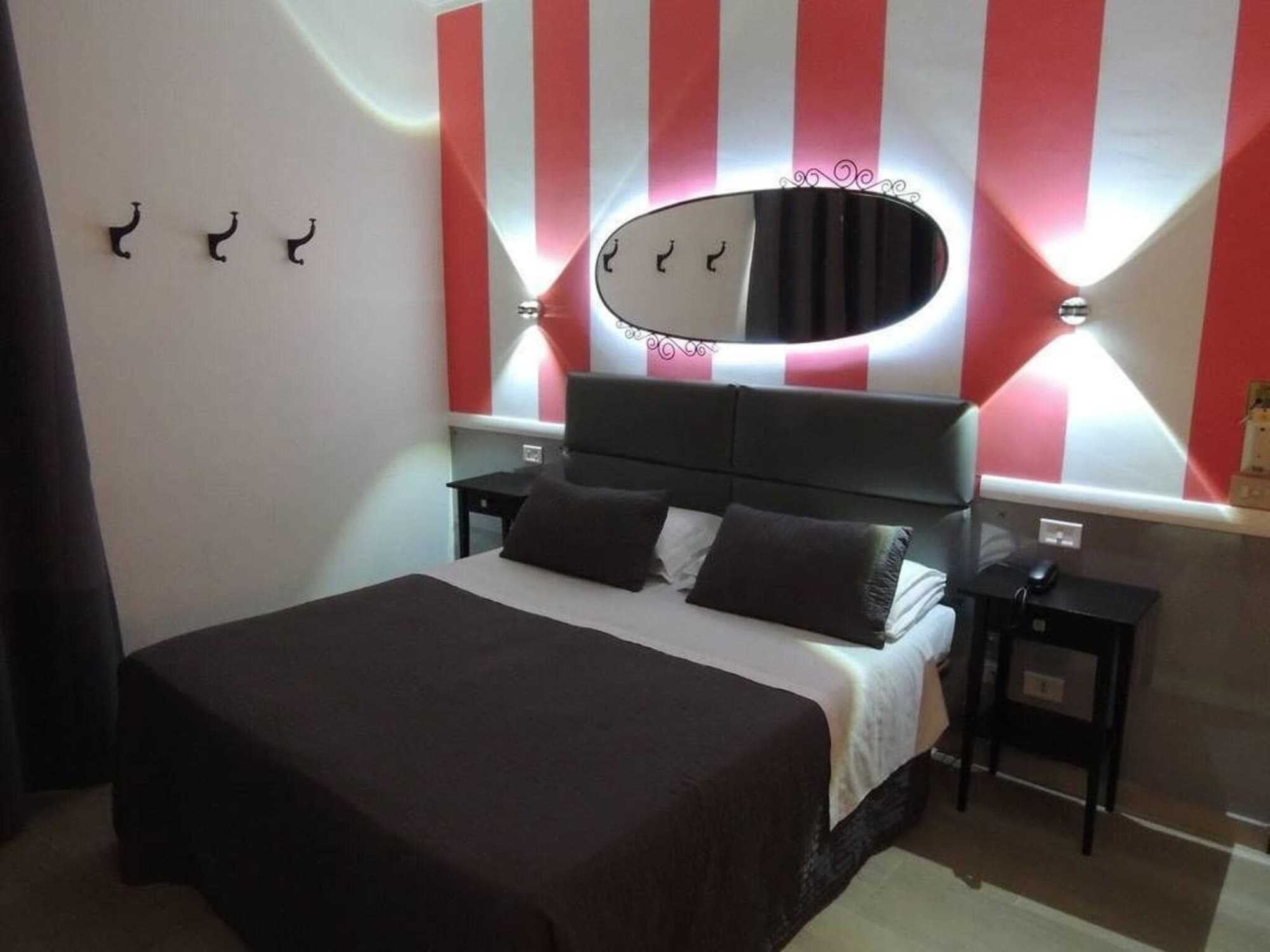 Hotel Center 1