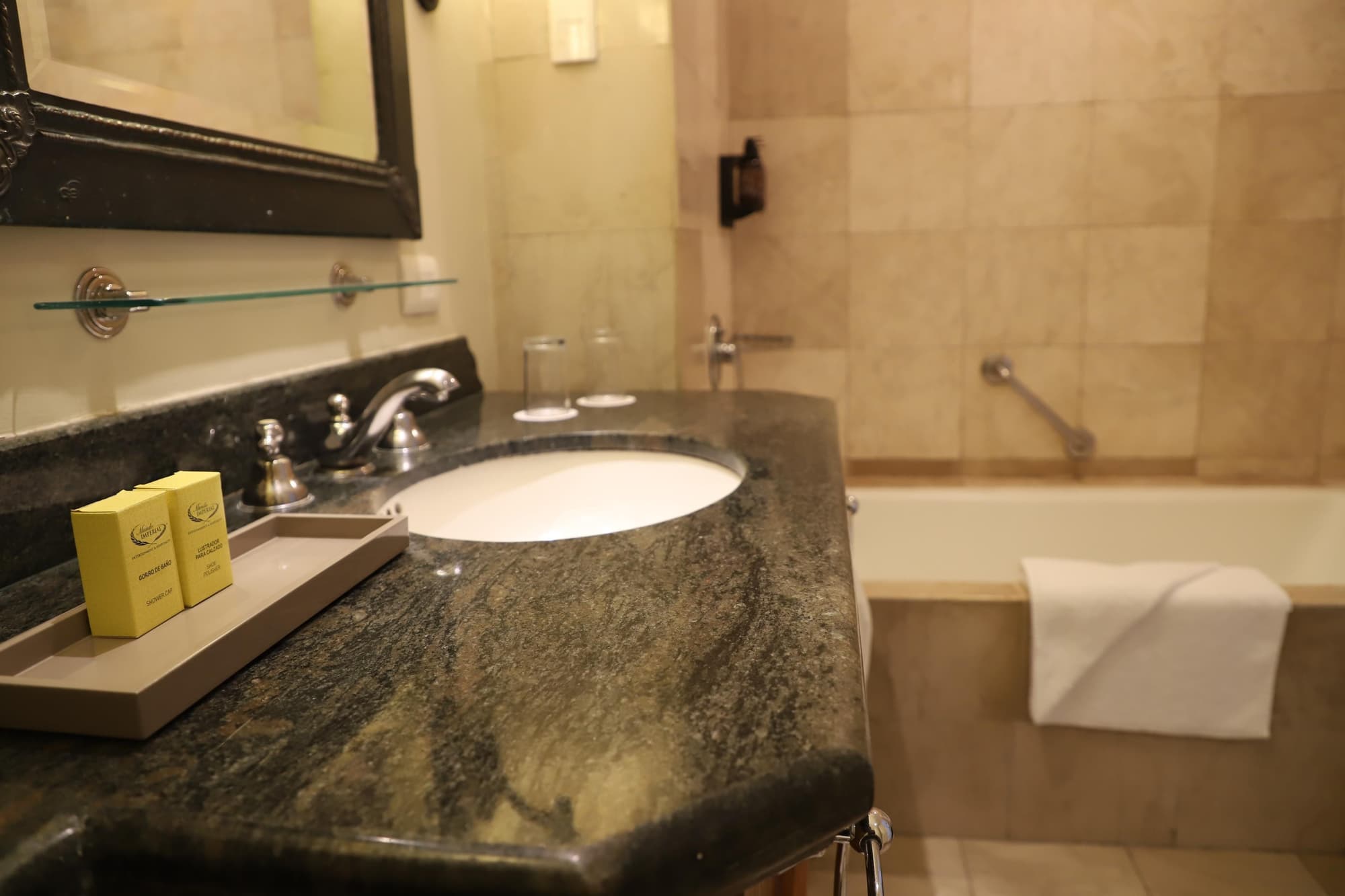 Pierre Mundo Imperial Riviera Diamante Acapulco, Room