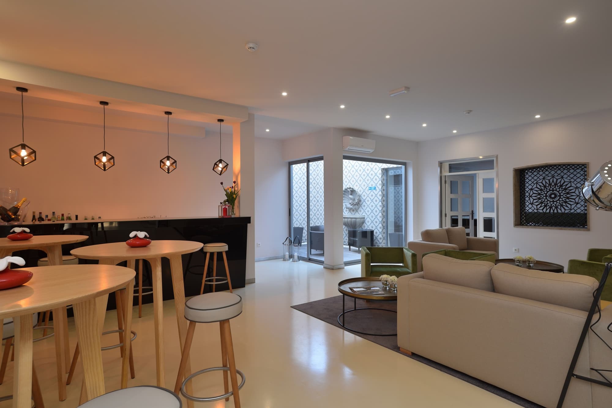 Porto Domus Hotel, Bar