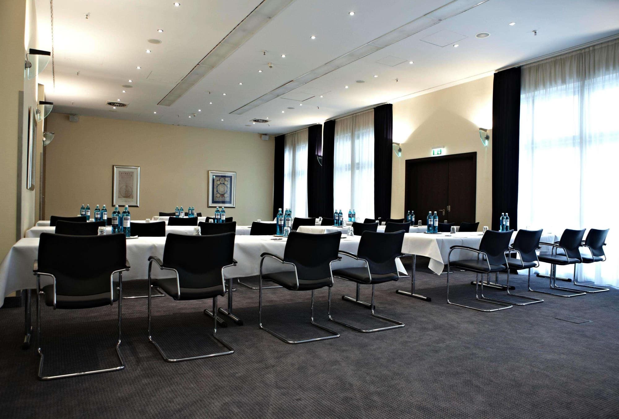 The Cloud One Frankfurt -Metropolitan