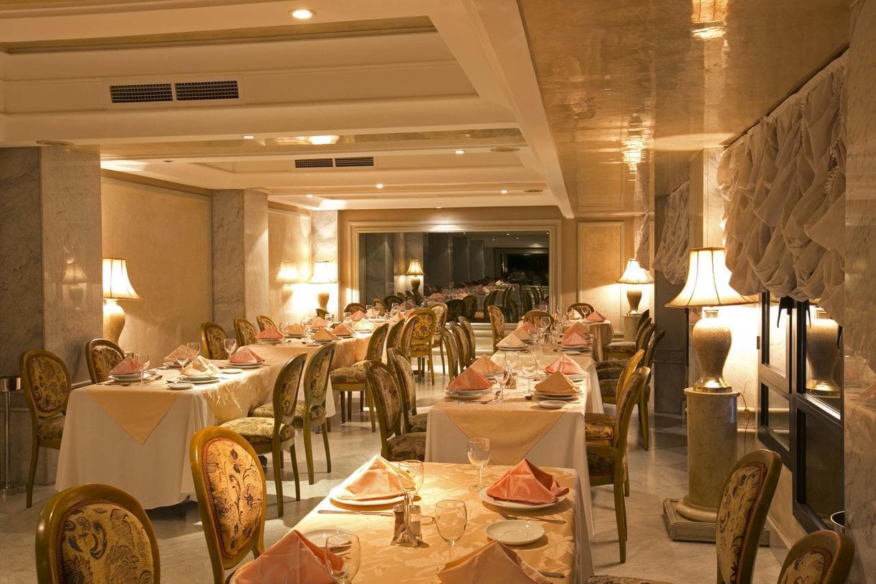 Nassim Hôtel, Restaurant