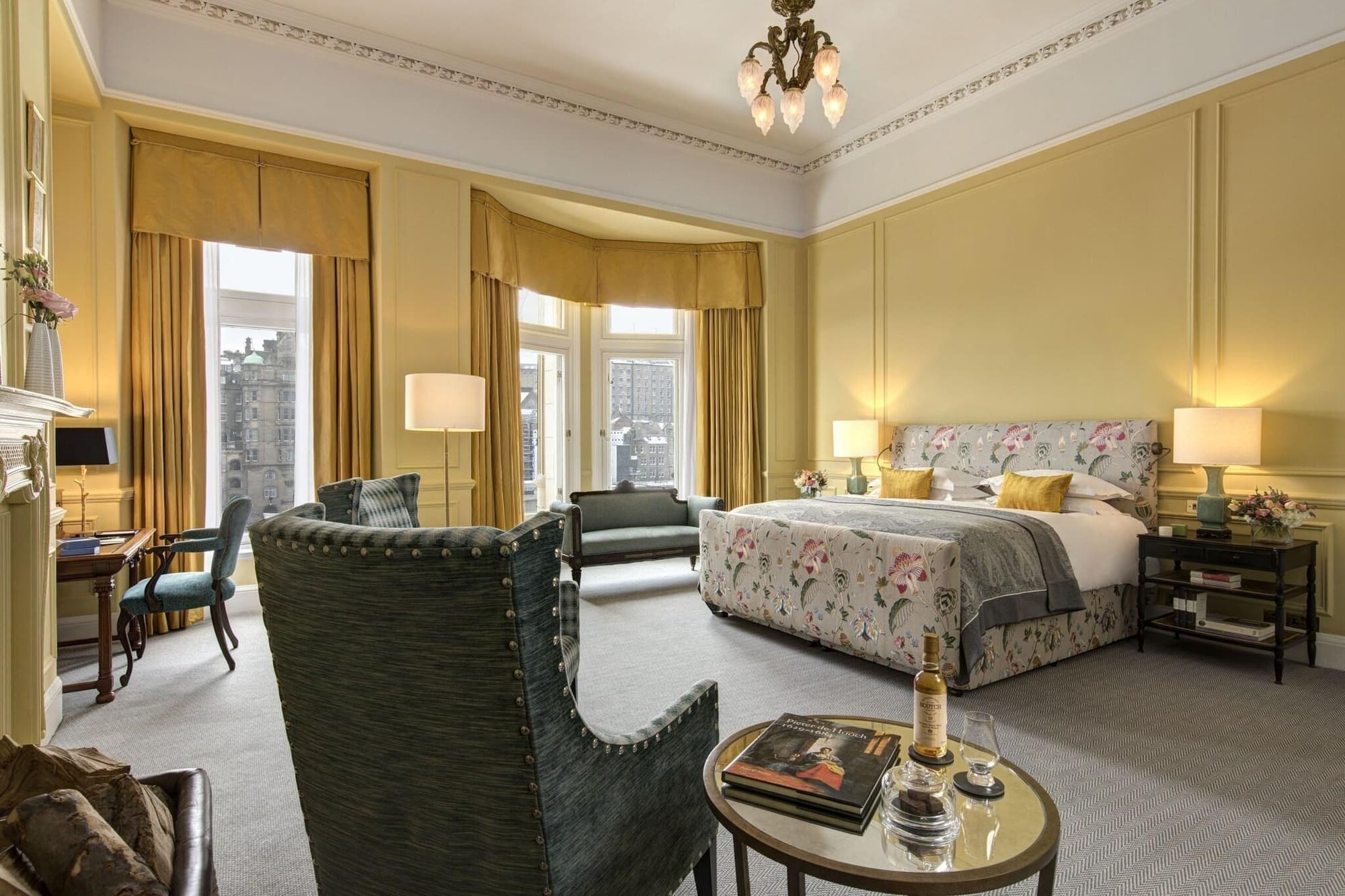 Balmoral Hotel