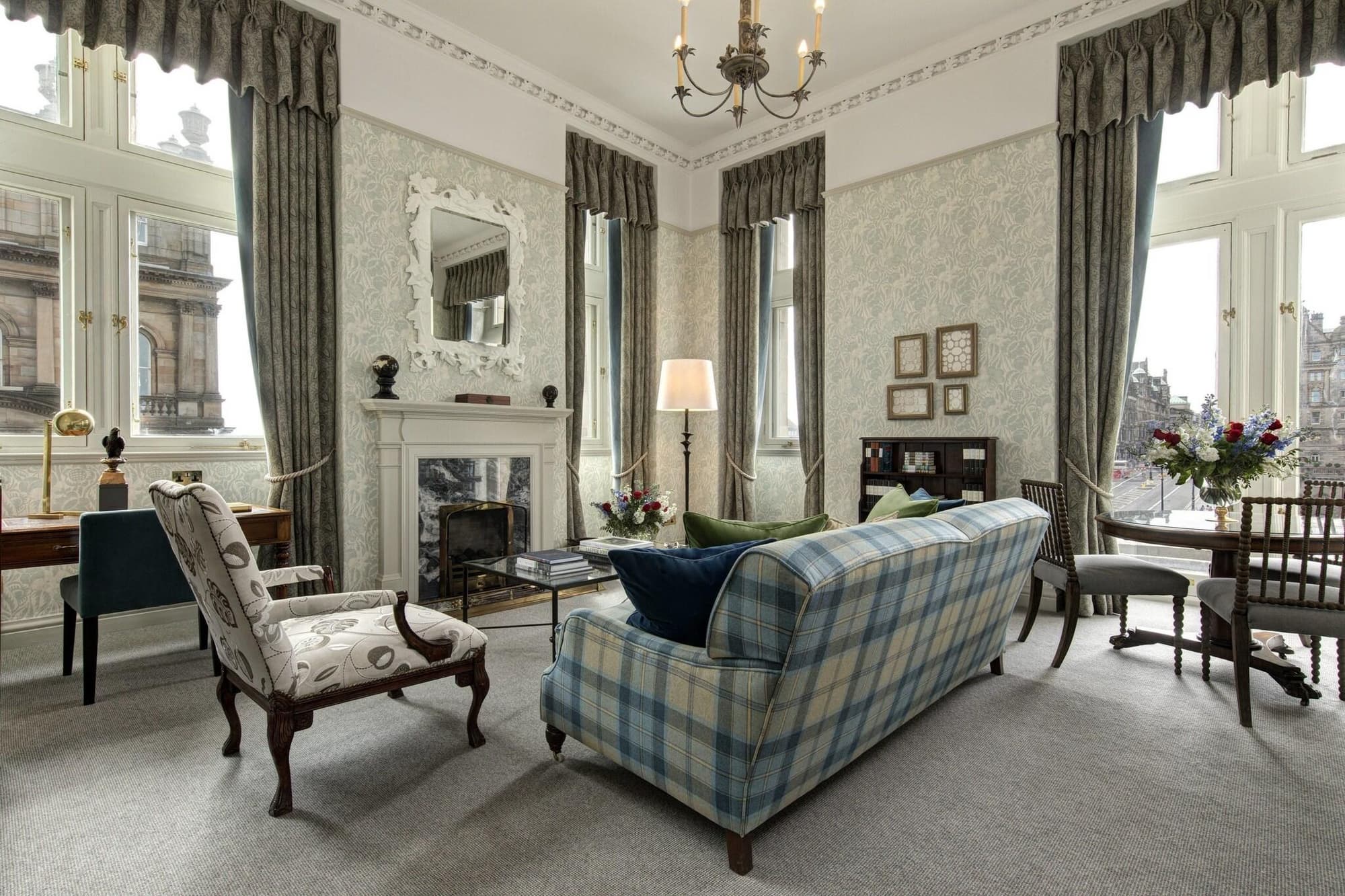 Balmoral Hotel