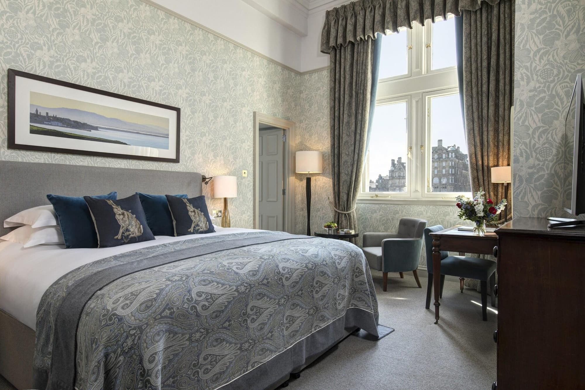Balmoral Hotel