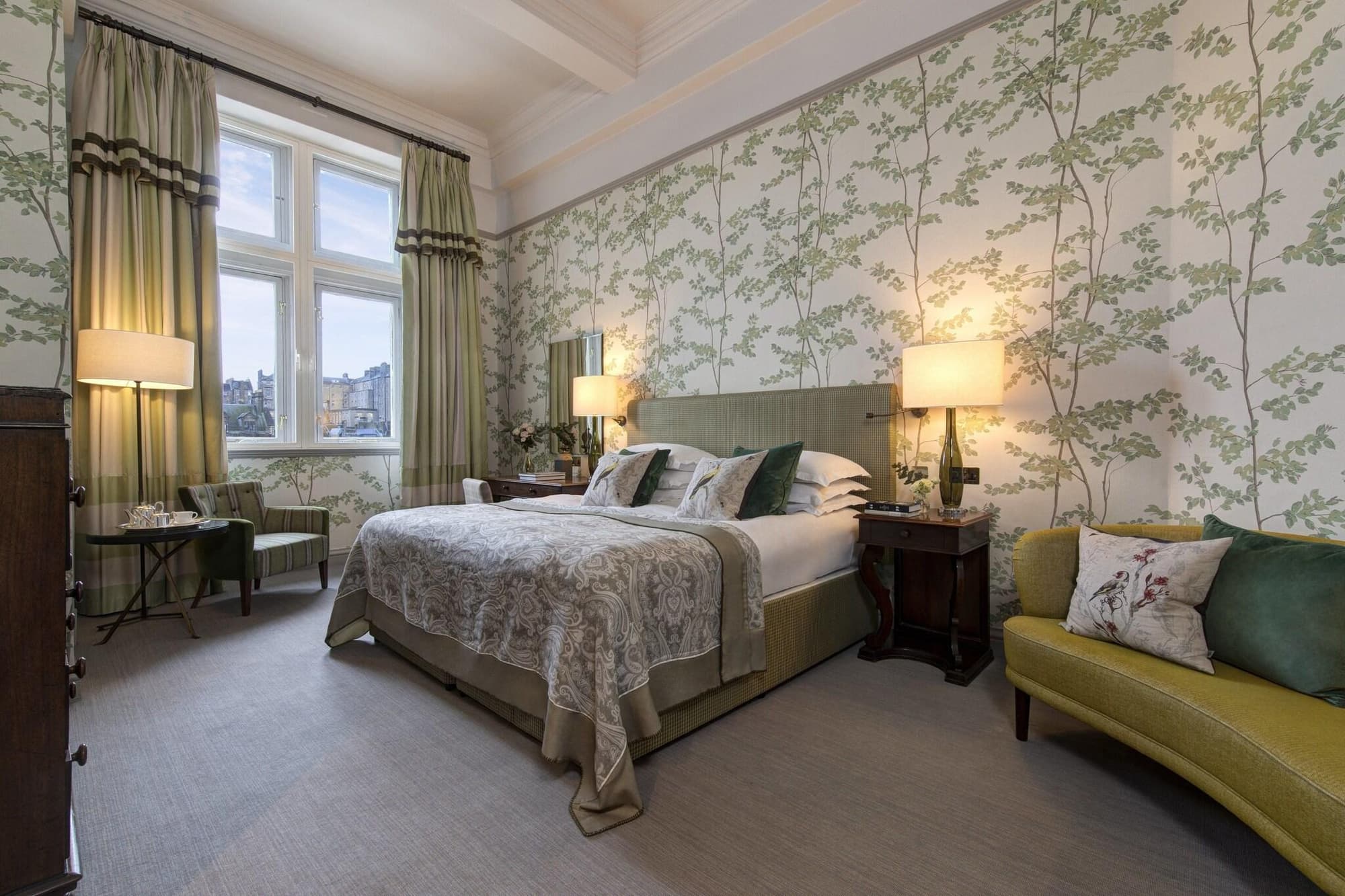 Balmoral Hotel