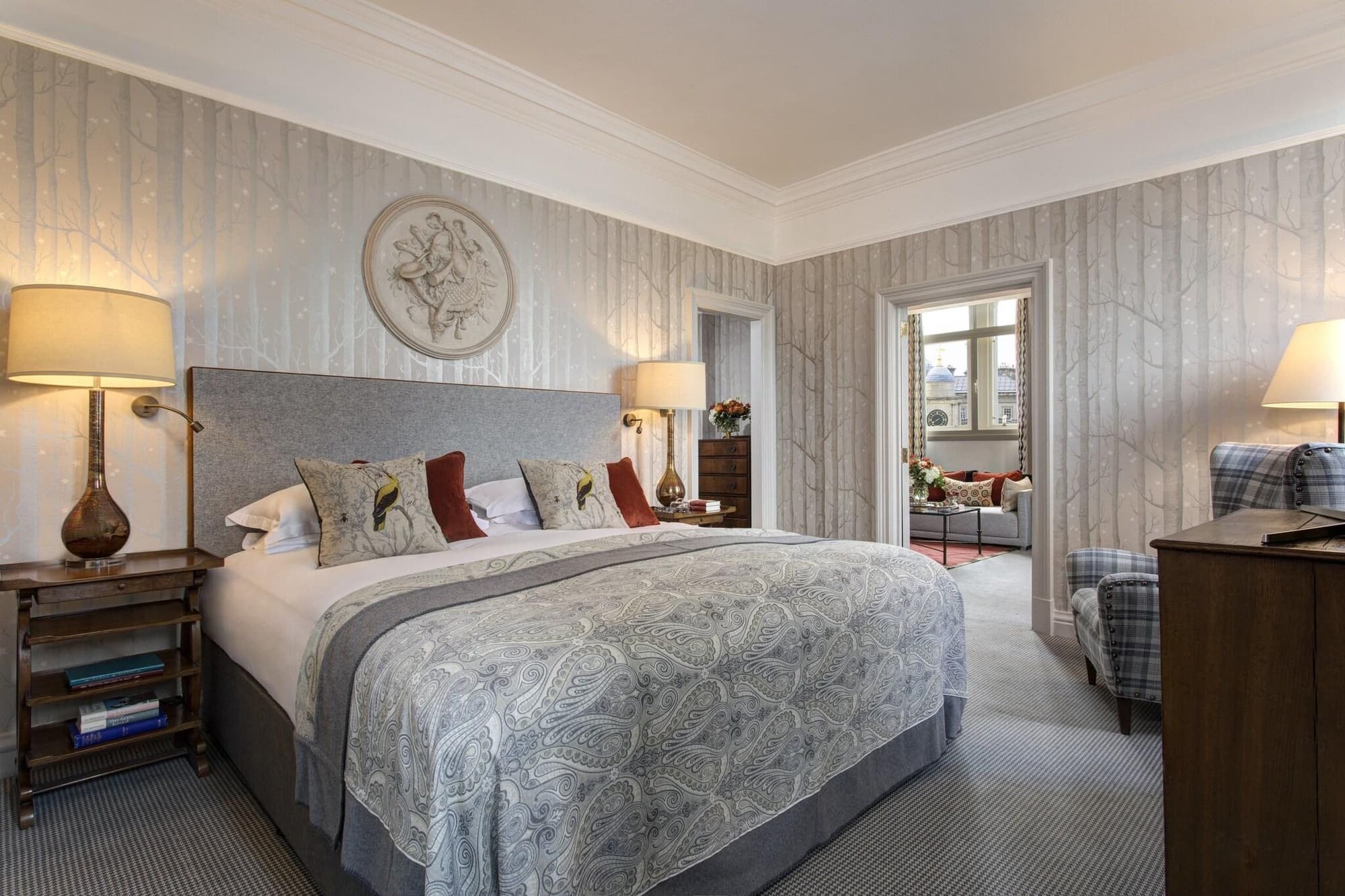 Balmoral Hotel