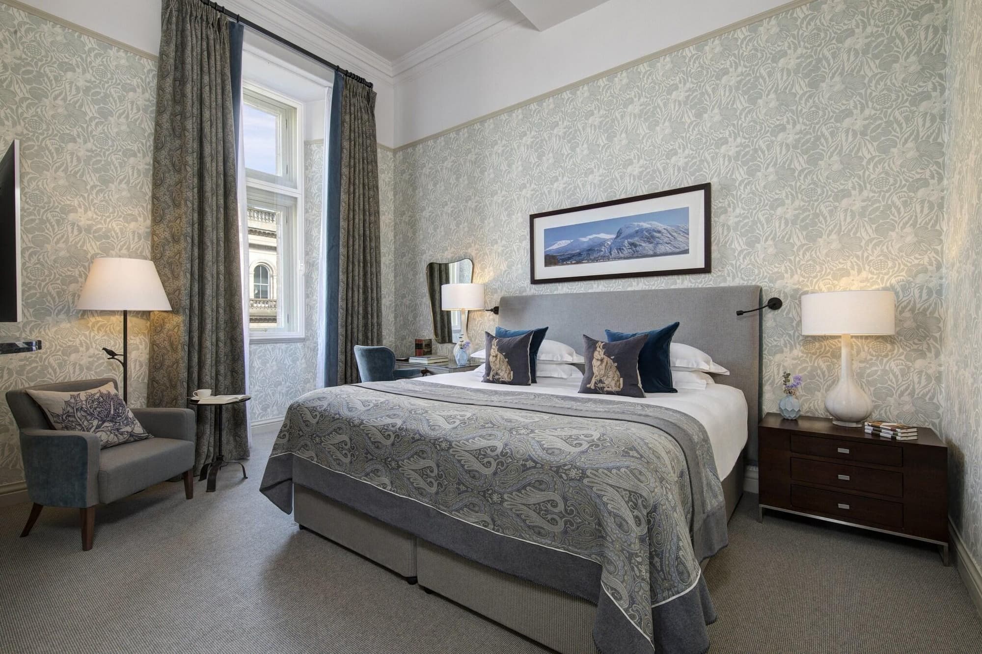 Balmoral Hotel