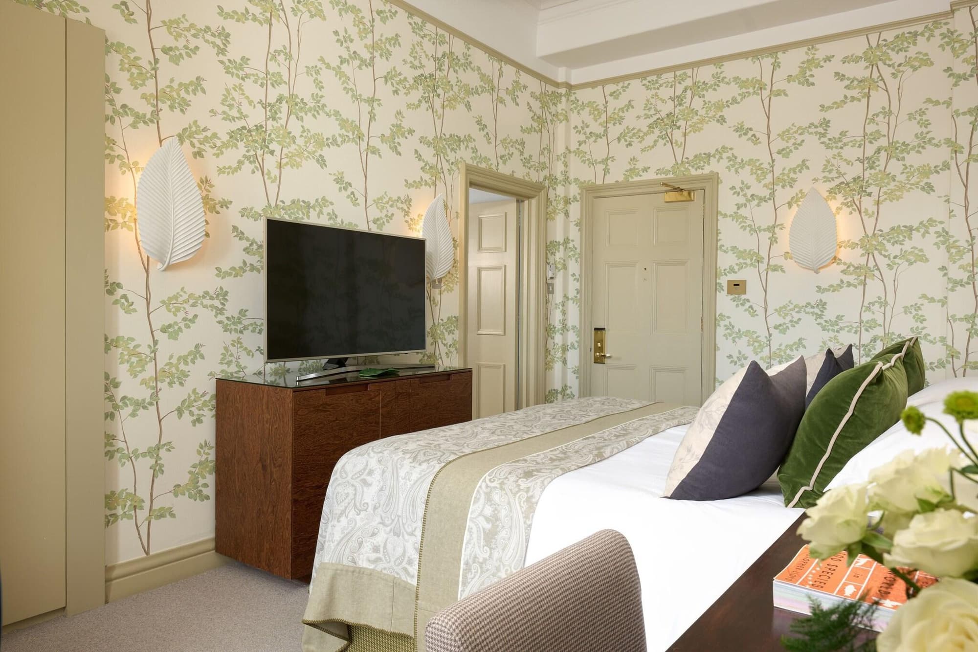 Balmoral Hotel