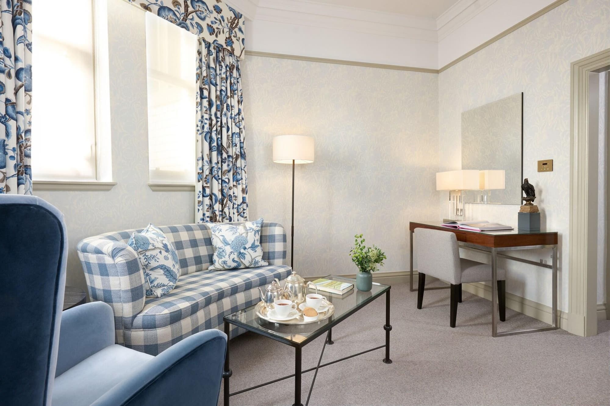 Balmoral Hotel
