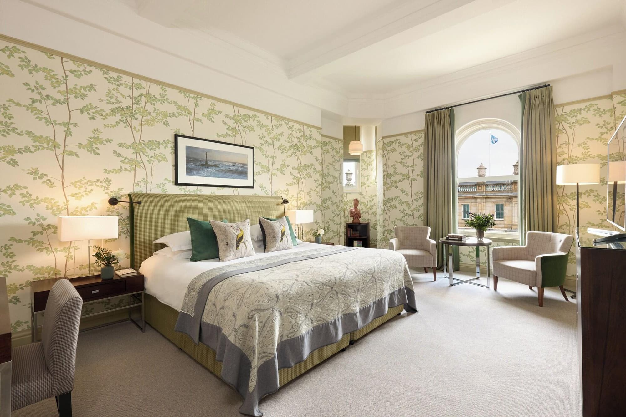 Balmoral Hotel