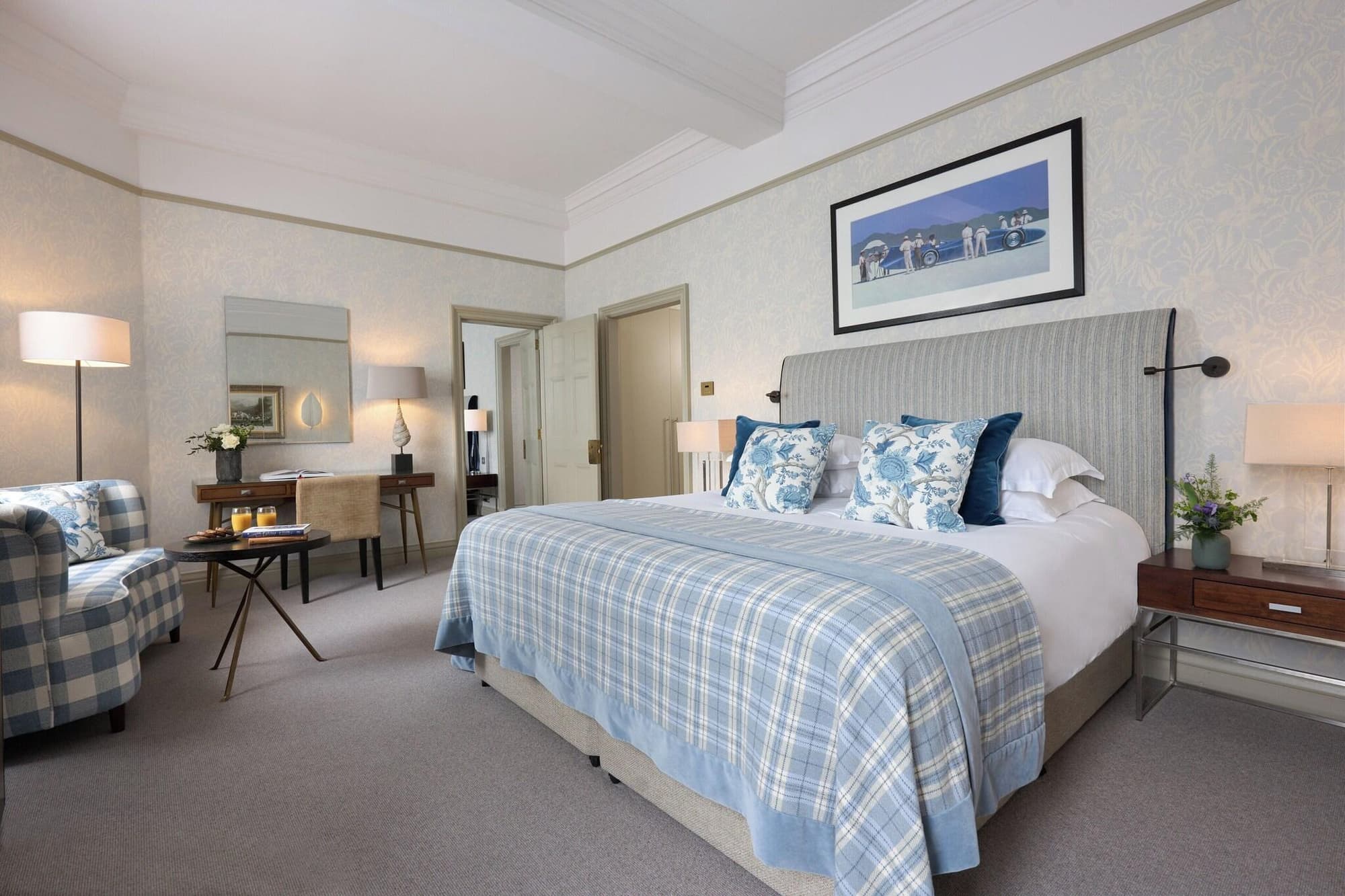 Balmoral Hotel