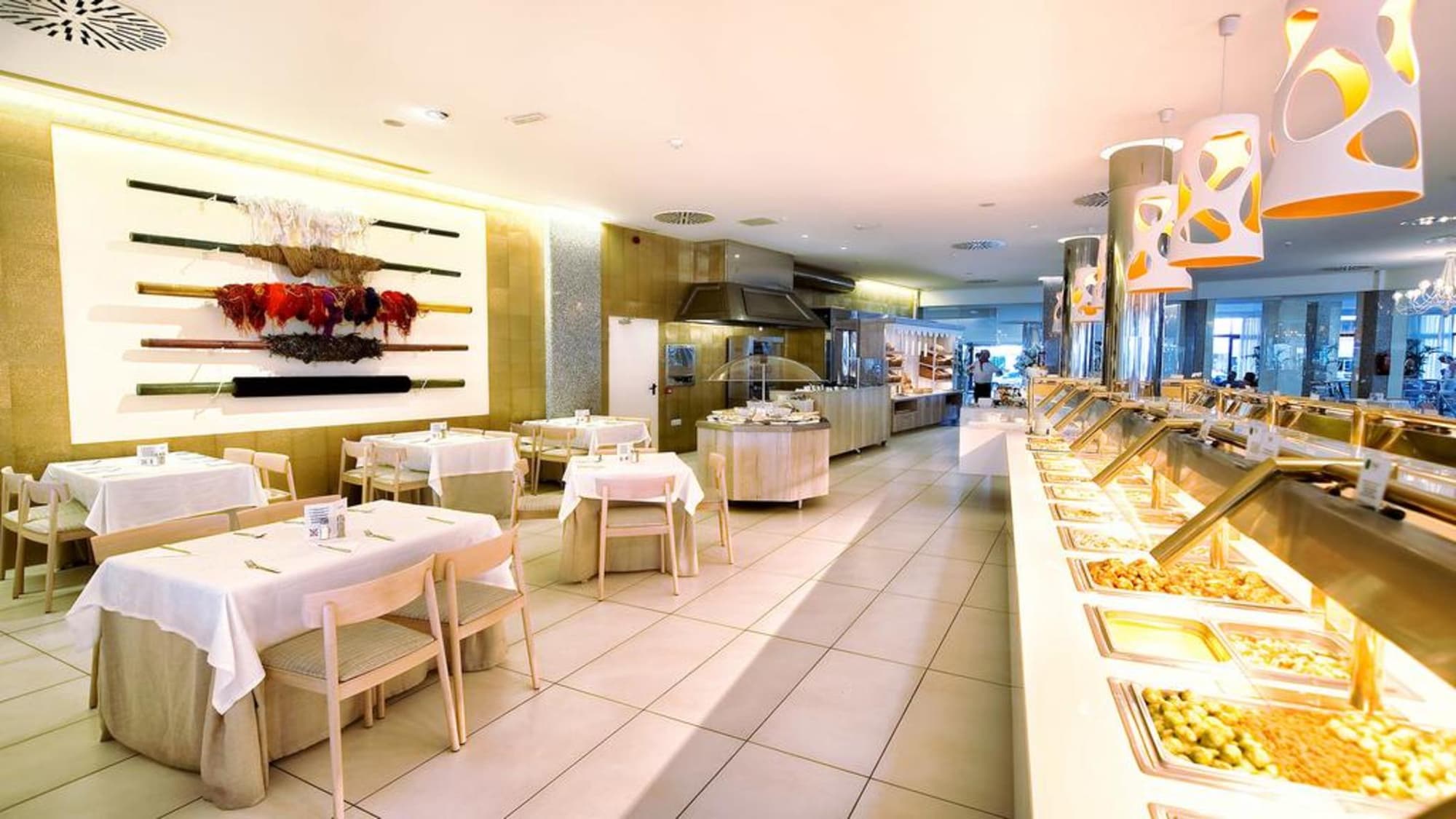 Bull Escorial & Spa, Restaurant