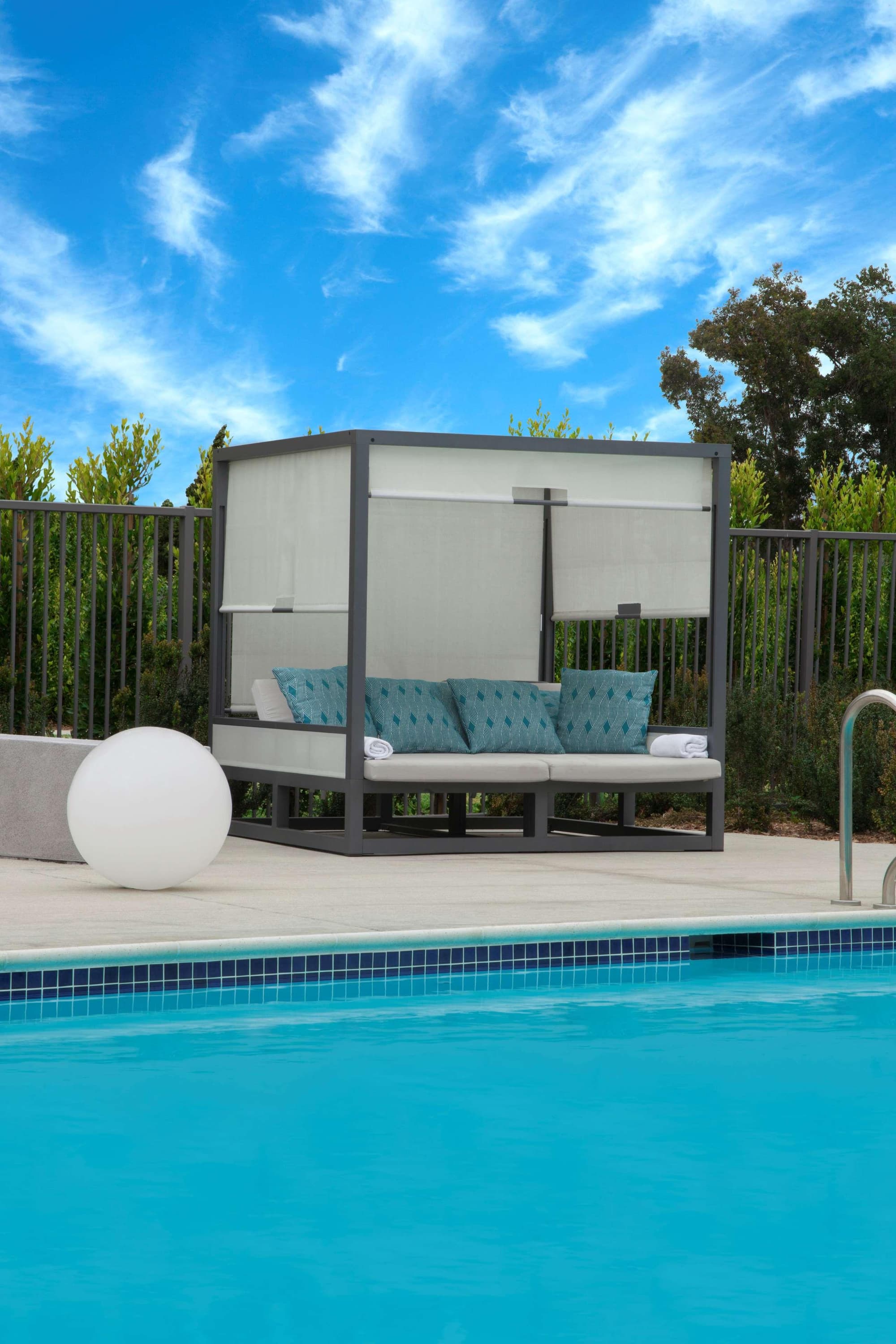Hyatt Regency at Los Angeles International Airport
